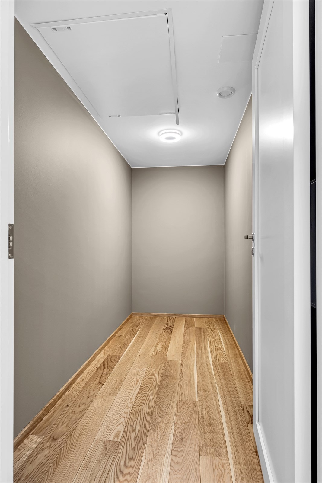 Leiligheten disponerer en innvendig bod samt en kjellerbod Galleribilde