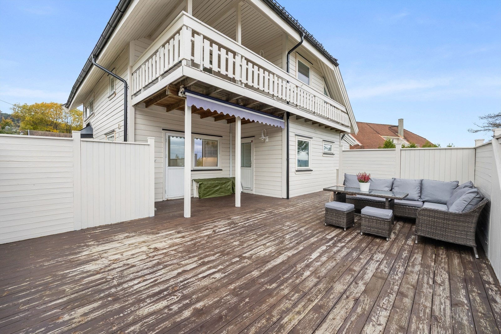 Dette er en innholdsrik enebolig over tre plan Galleribilde