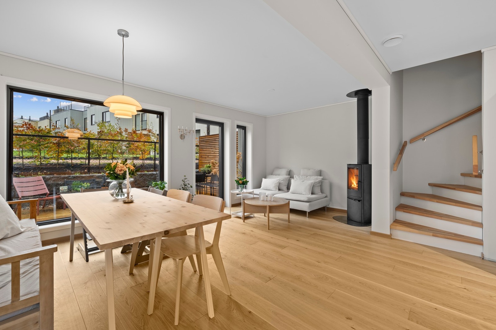 Nytt rekkehus fra 2024 med god planløsning Galleribilde