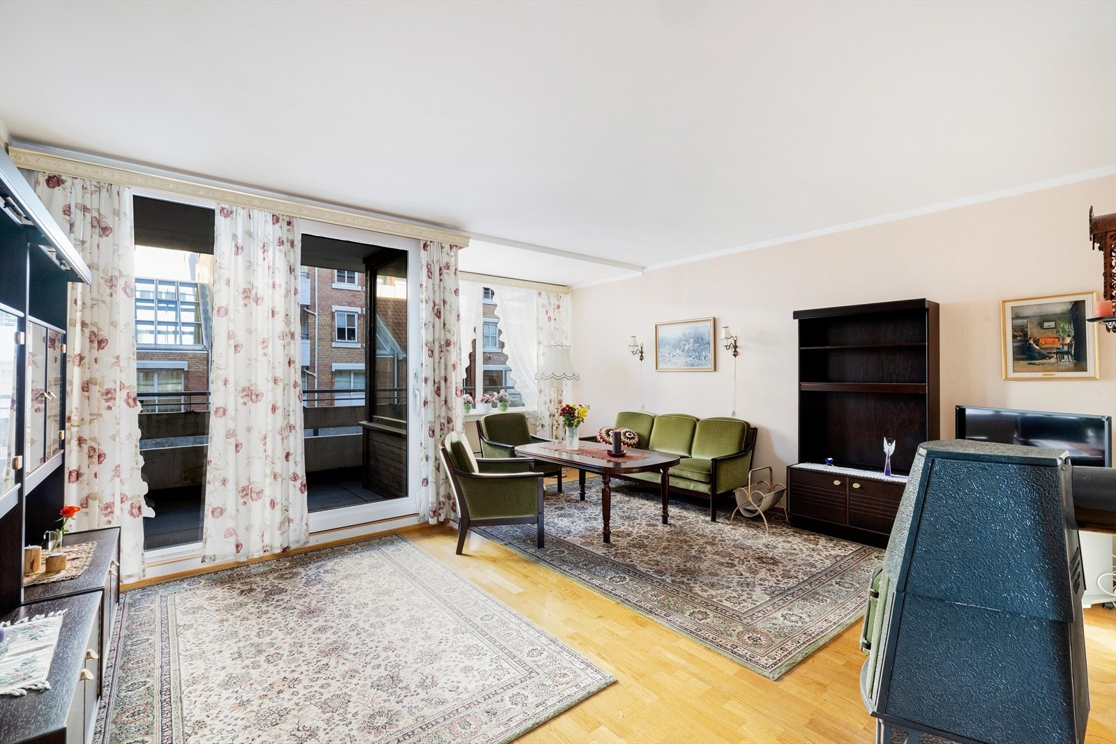Her er det god plass til både salong... Galleribilde