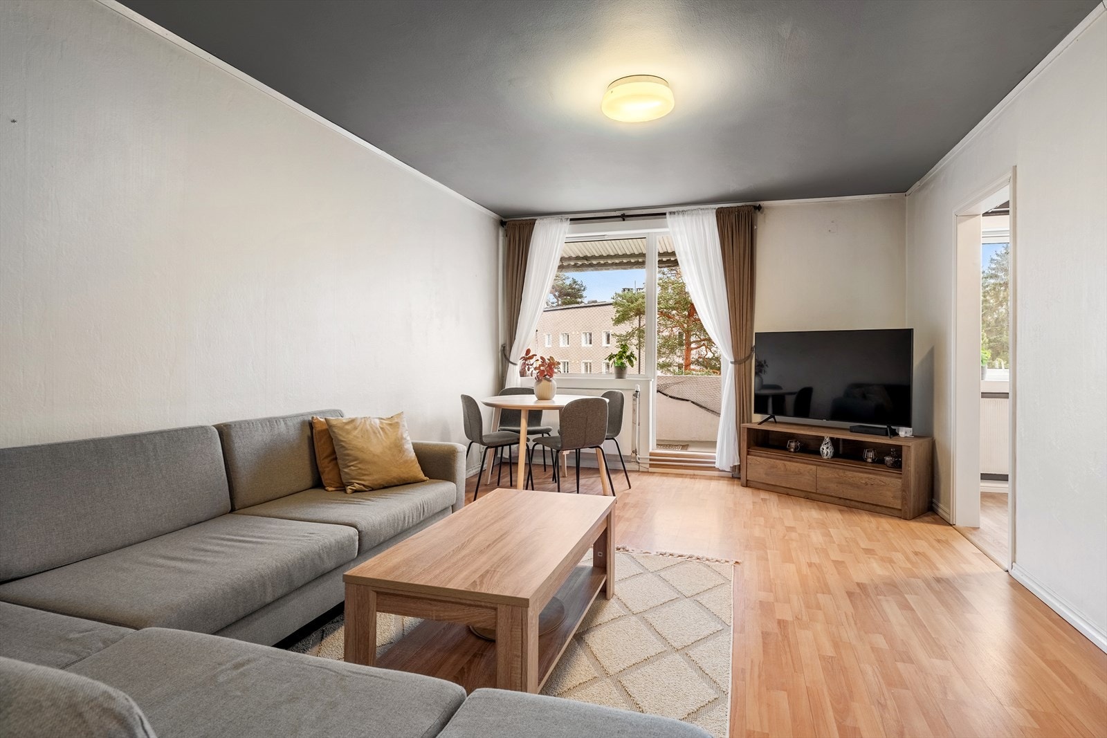 Velkommen til Mellombølgen 36 - Presentert av Fuat Demirbas v/ Aktiv Eiendomsmegling. Galleribilde