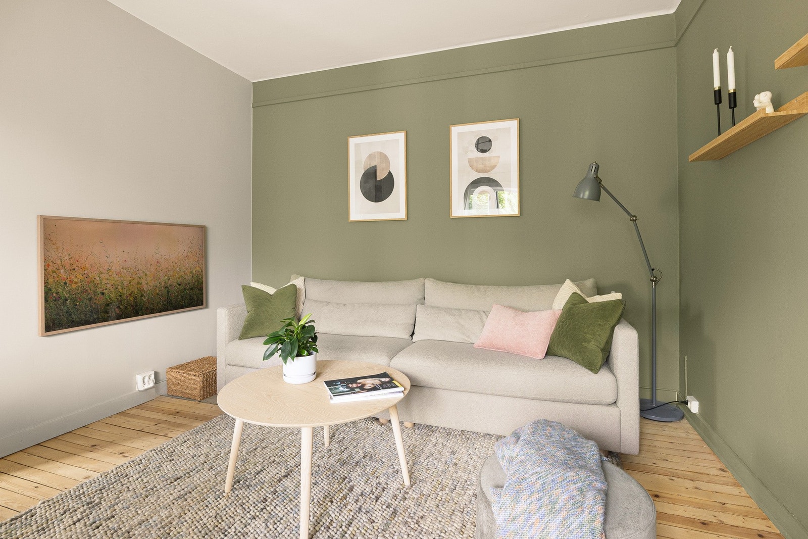 Internett (fiber) inngår også. Galleribilde