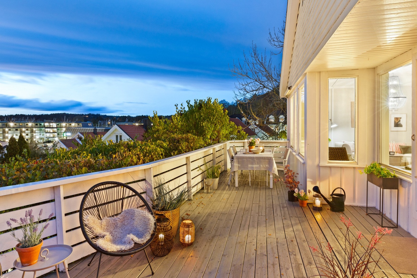 Stor, deilig terrasse Galleribilde