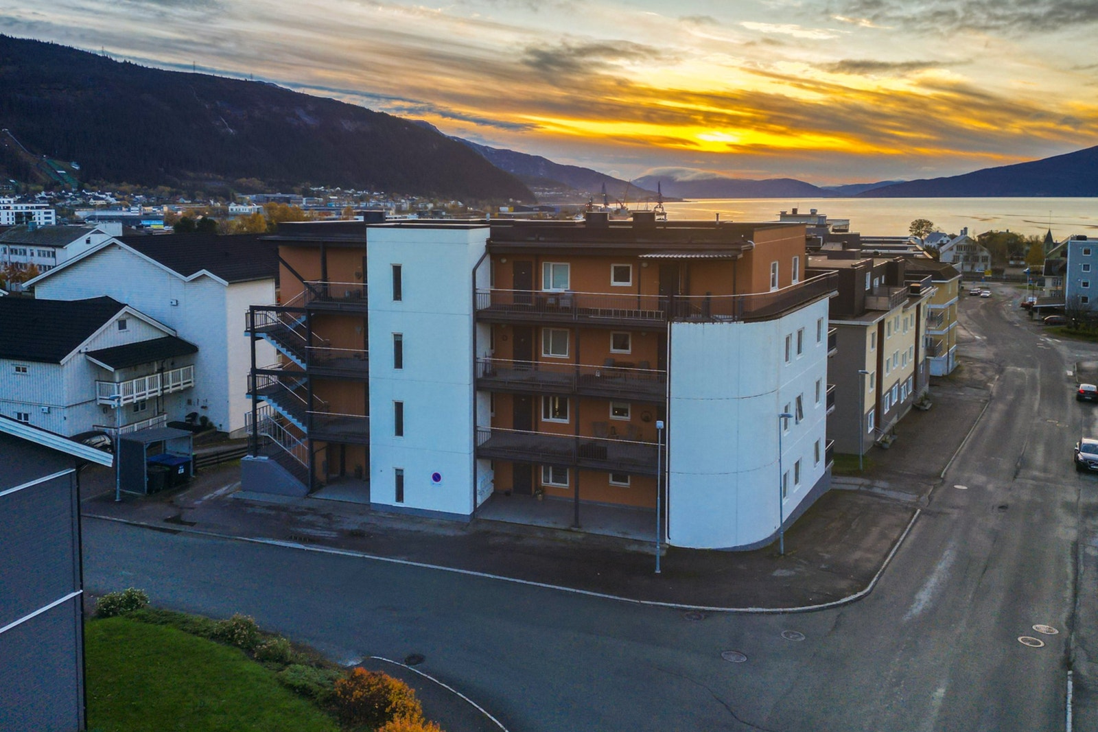 Flott bygg oppført i 2011 Galleribilde