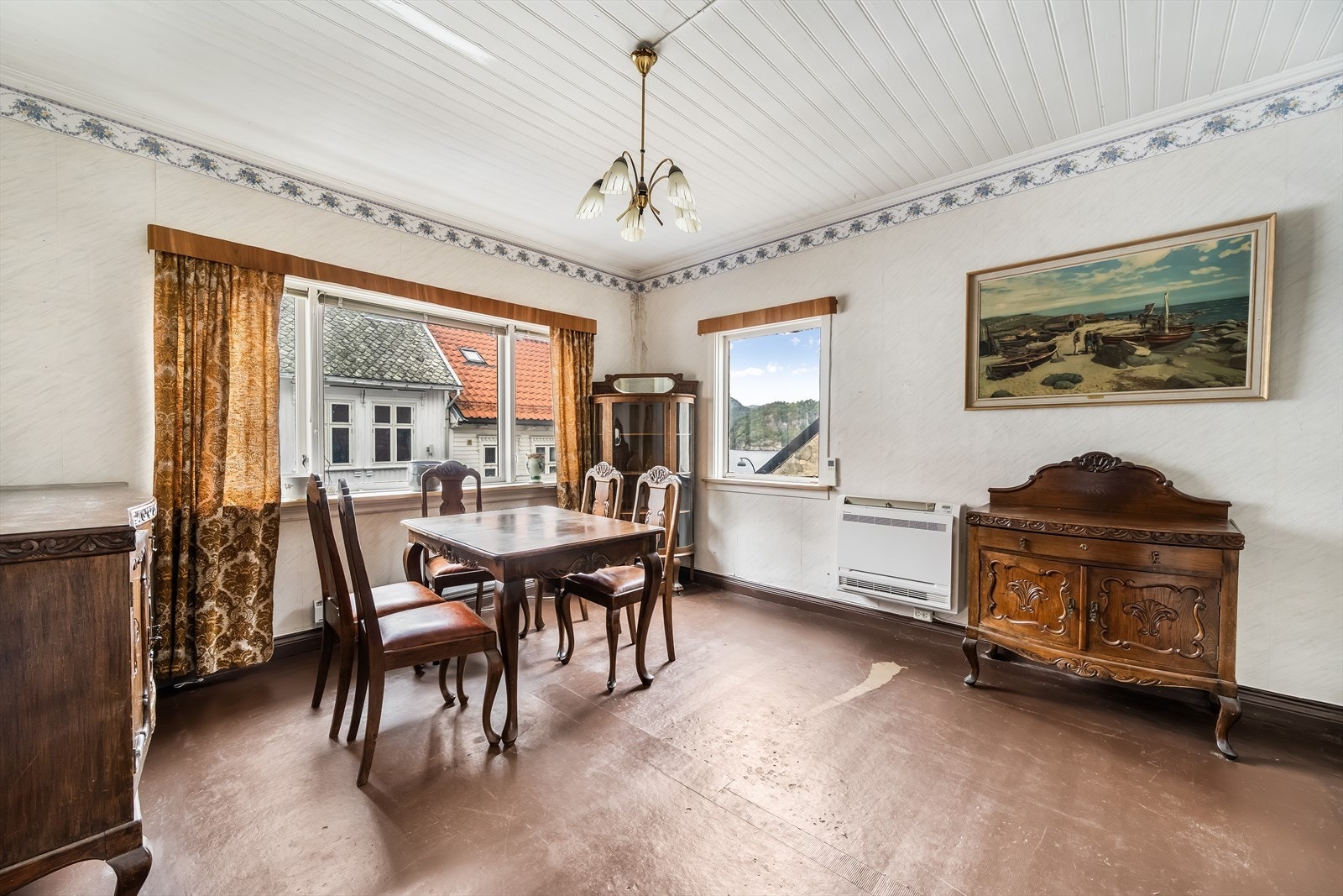 Stue i 2. etasje med varmepumpe. Galleribilde