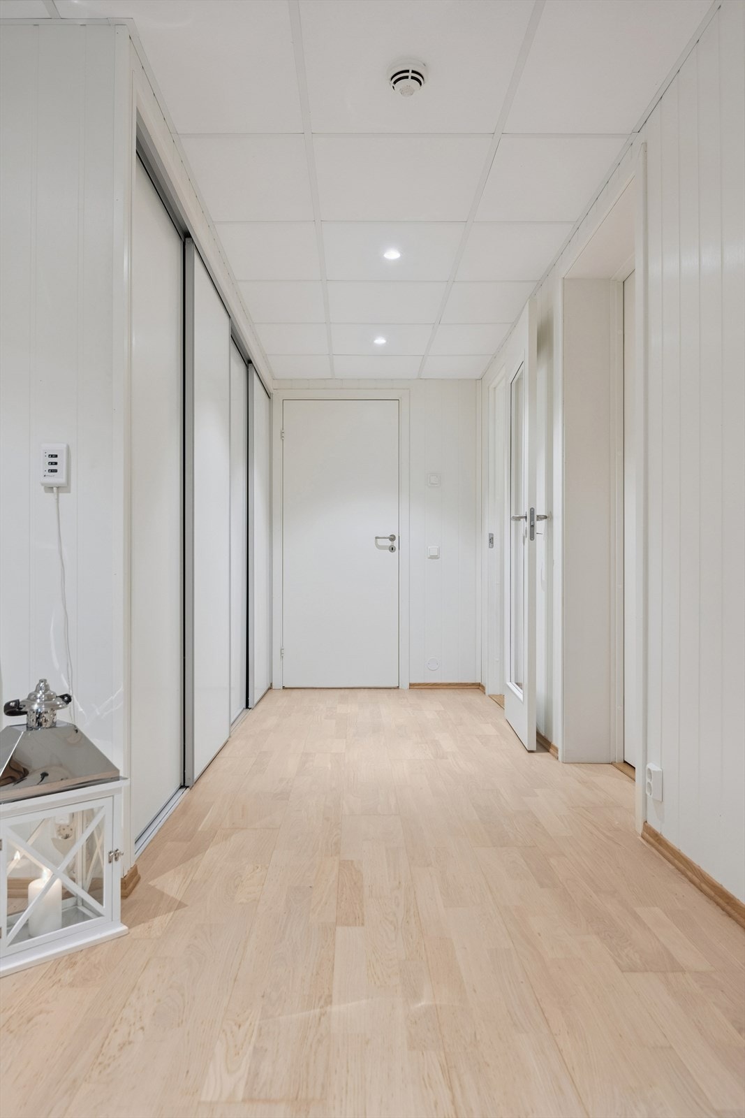 En praktisk gang binder sammen rommene og har gode lagringsmuligheter. Galleribilde