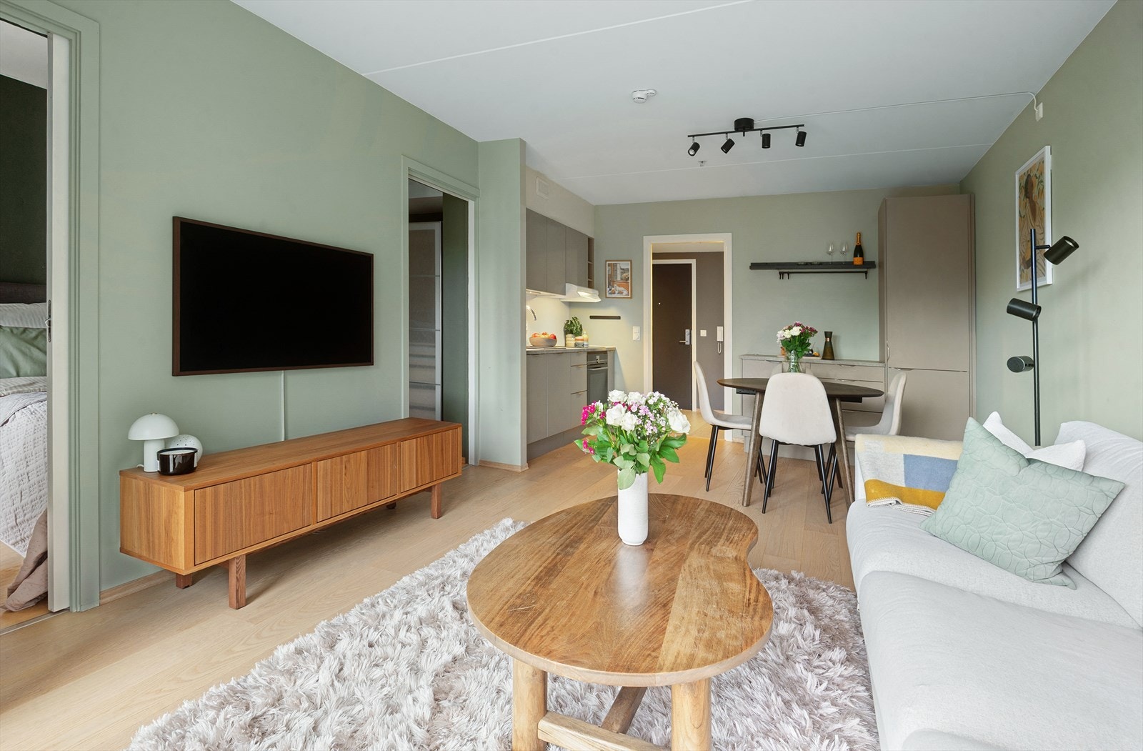 Boligen er malt i delikate og tidløse farger. Galleribilde