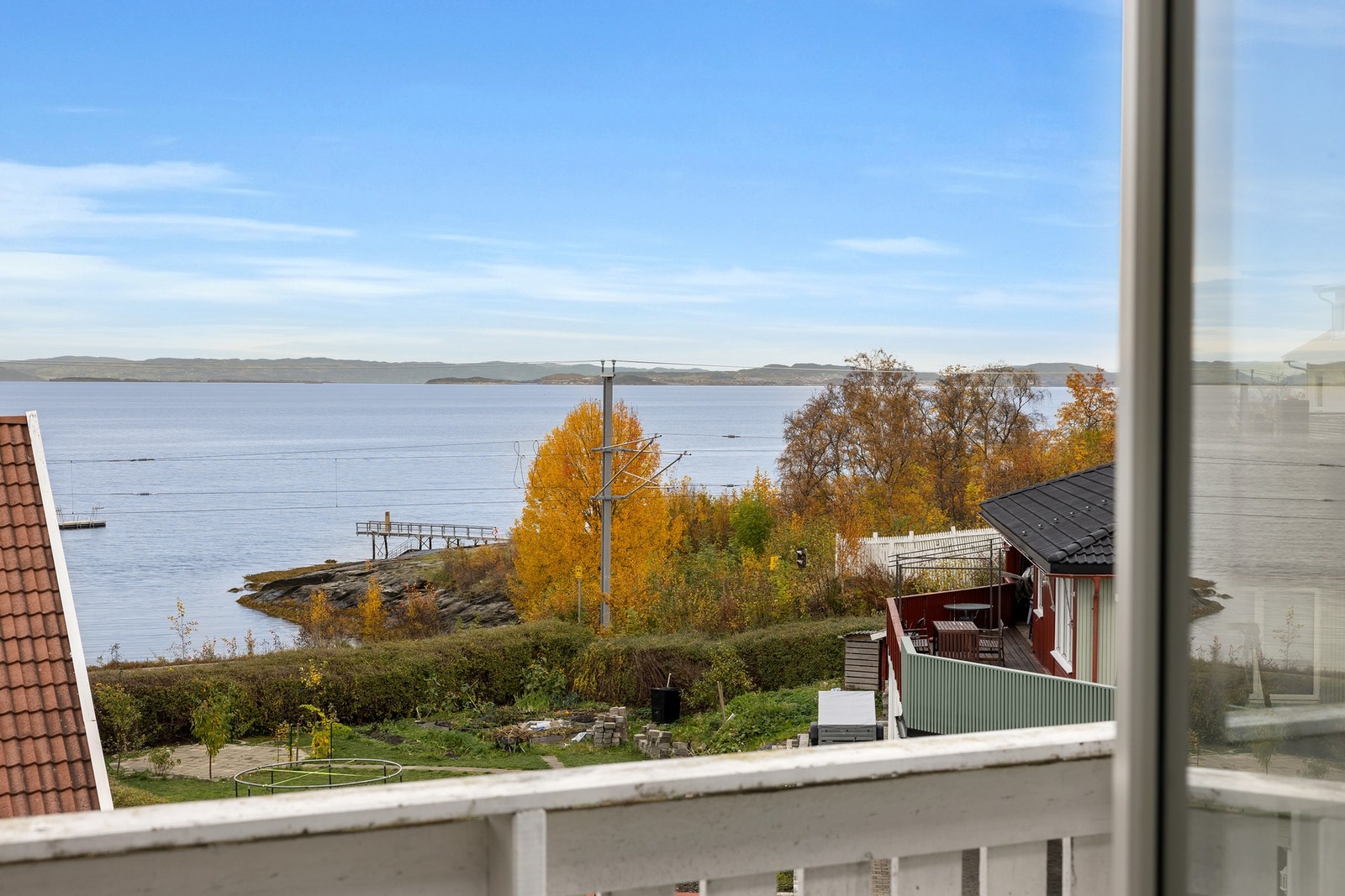 Fra terrassen har du gode sol- og utsiktsforhold. Galleribilde