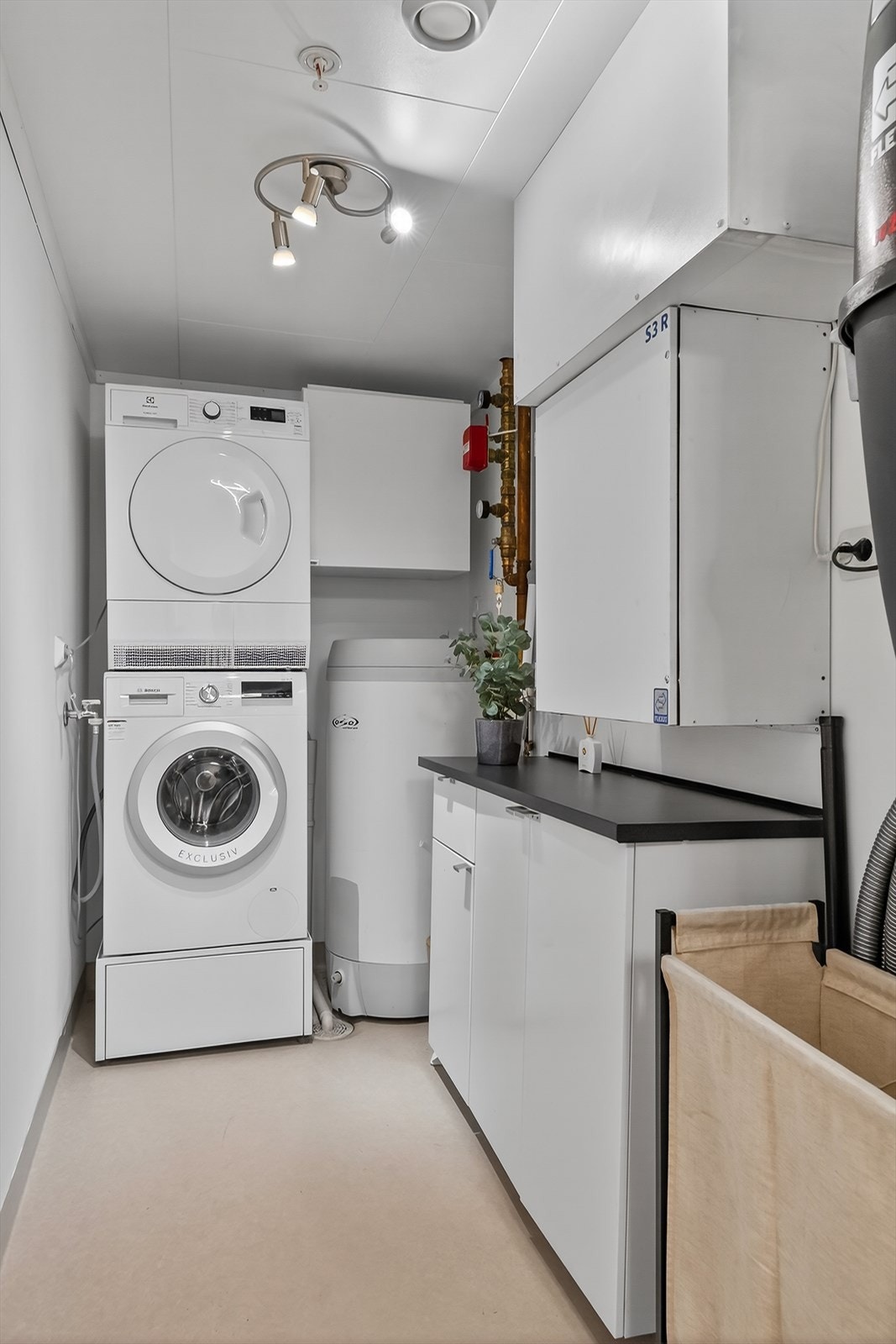 Praktisk bod som brukes som vaskerom Galleribilde