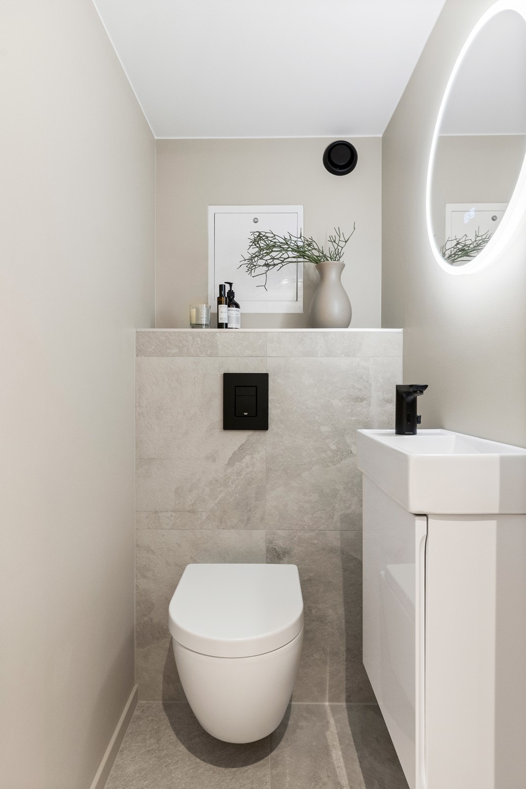 Toalettrom Galleribilde