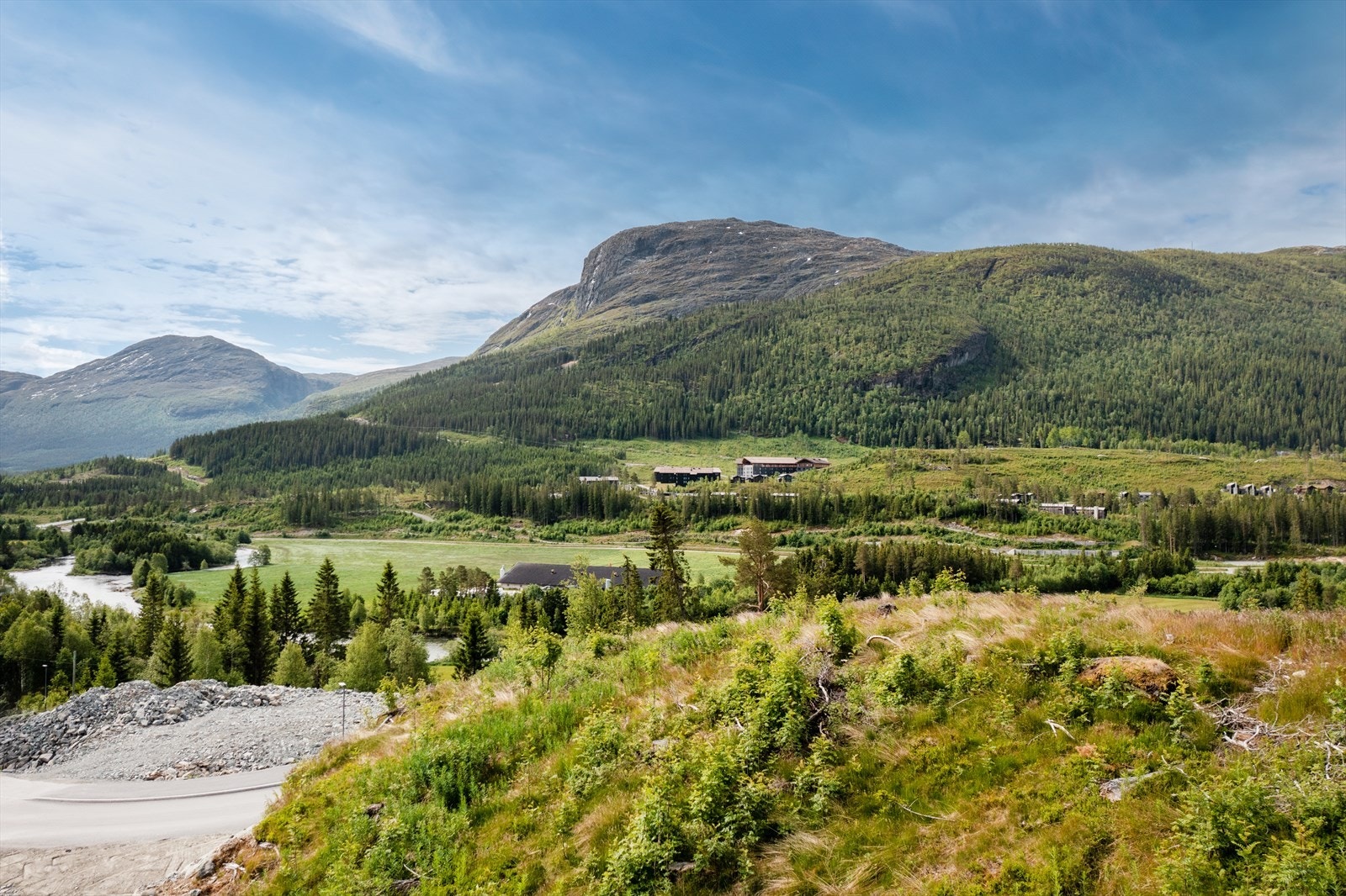 Denne fantastiske utsikten kan bli din fra ditt nye drømmehus! Galleribilde