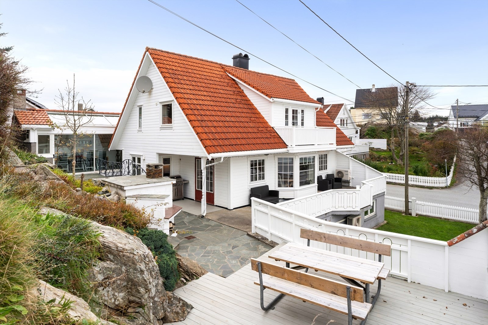 Velkommen til Nessagadå 24 - presentert av Olav Lauvås i Meglerhuset Rele Galleribilde