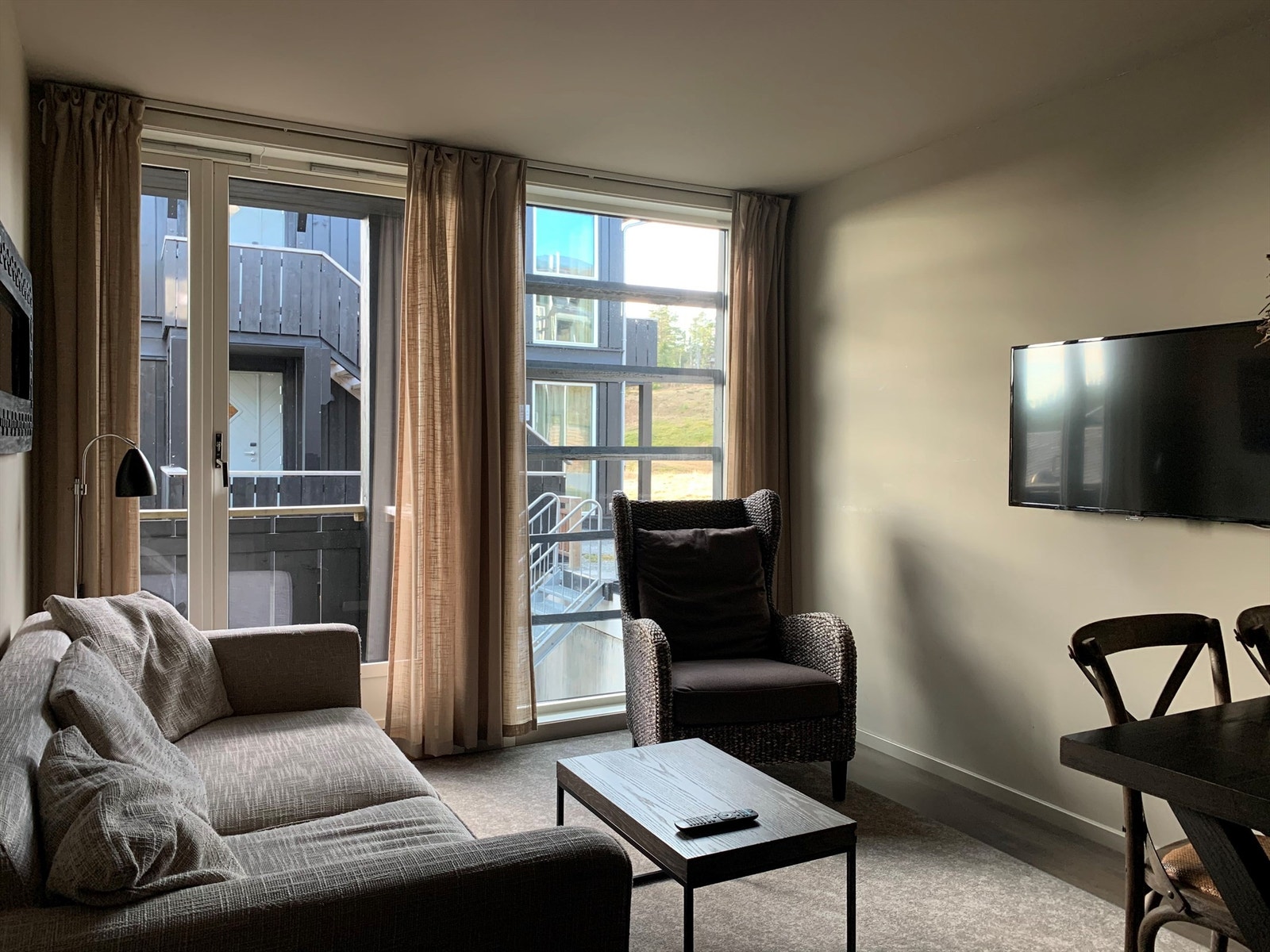 Stuen mot balkong Galleribilde