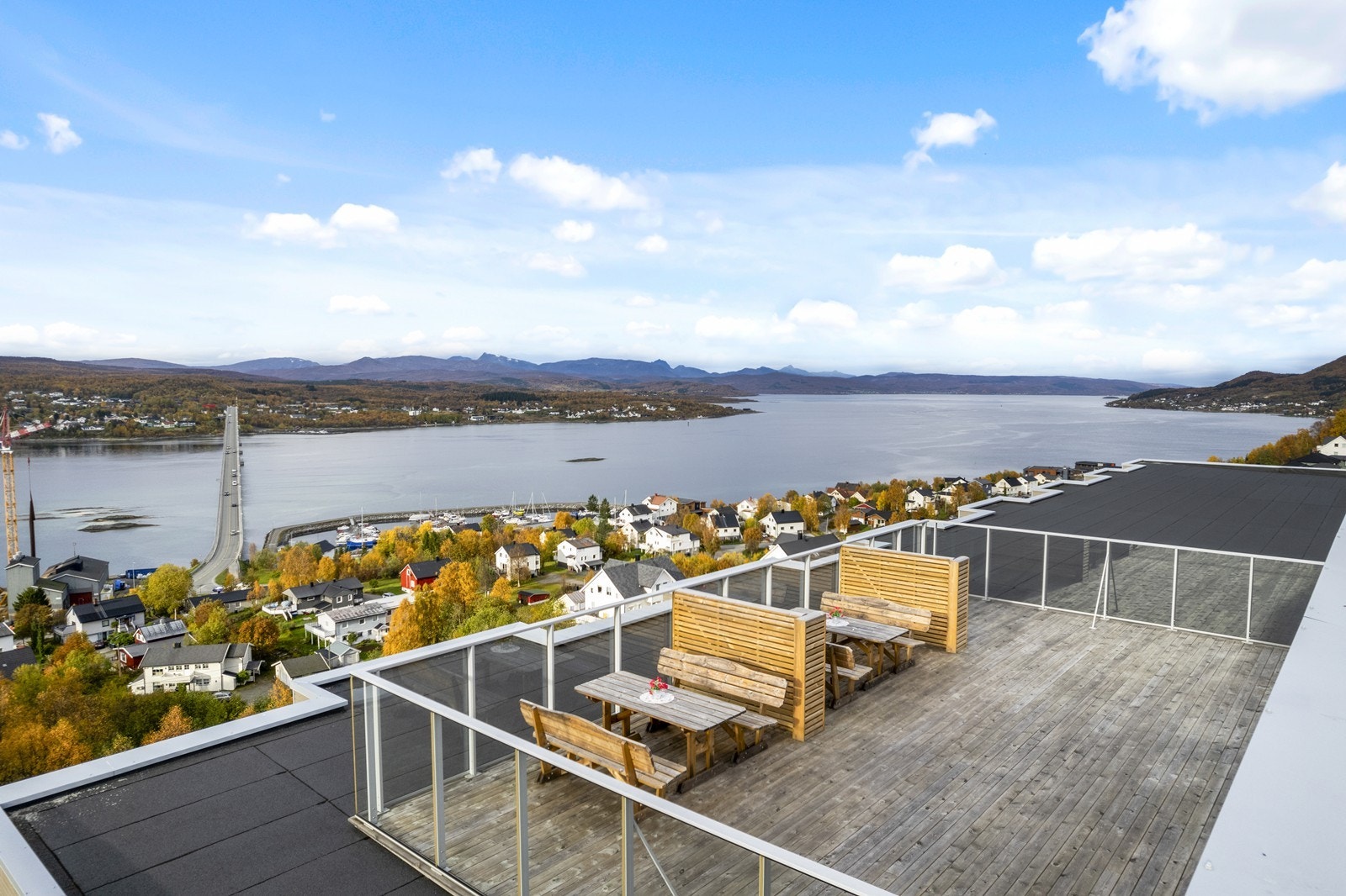 Nyt utsikten fra felles takterrasse - Gisundet i all sin prakt. Galleribilde