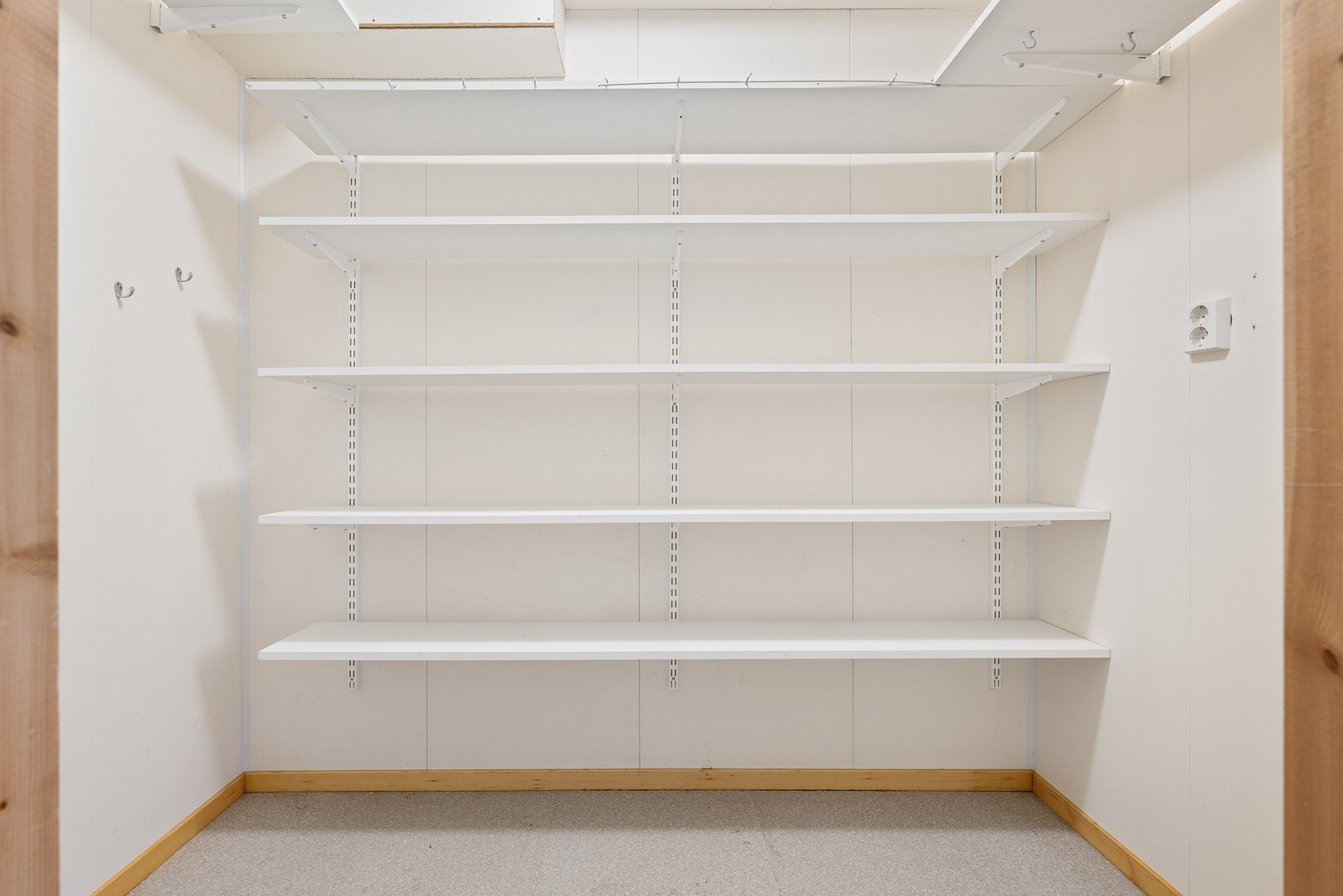 Innvendig bod på 3 kvm. Galleribilde