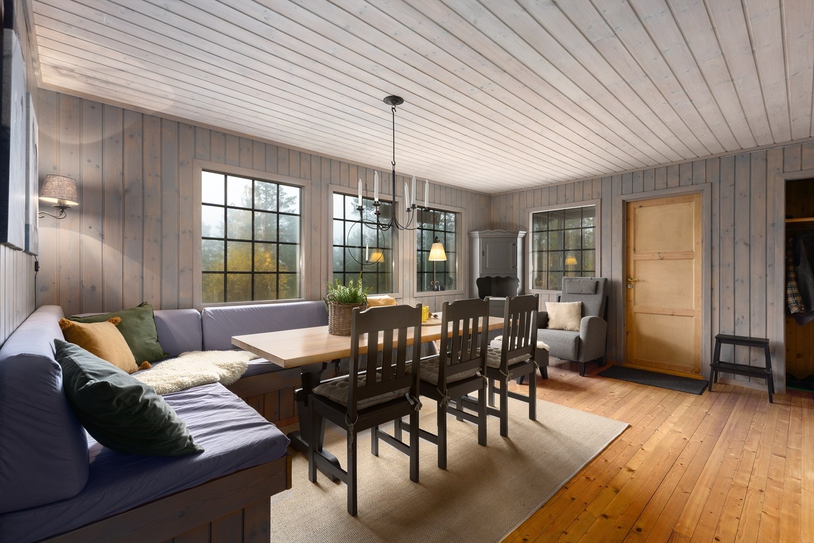 Gode spisestue. Galleribilde