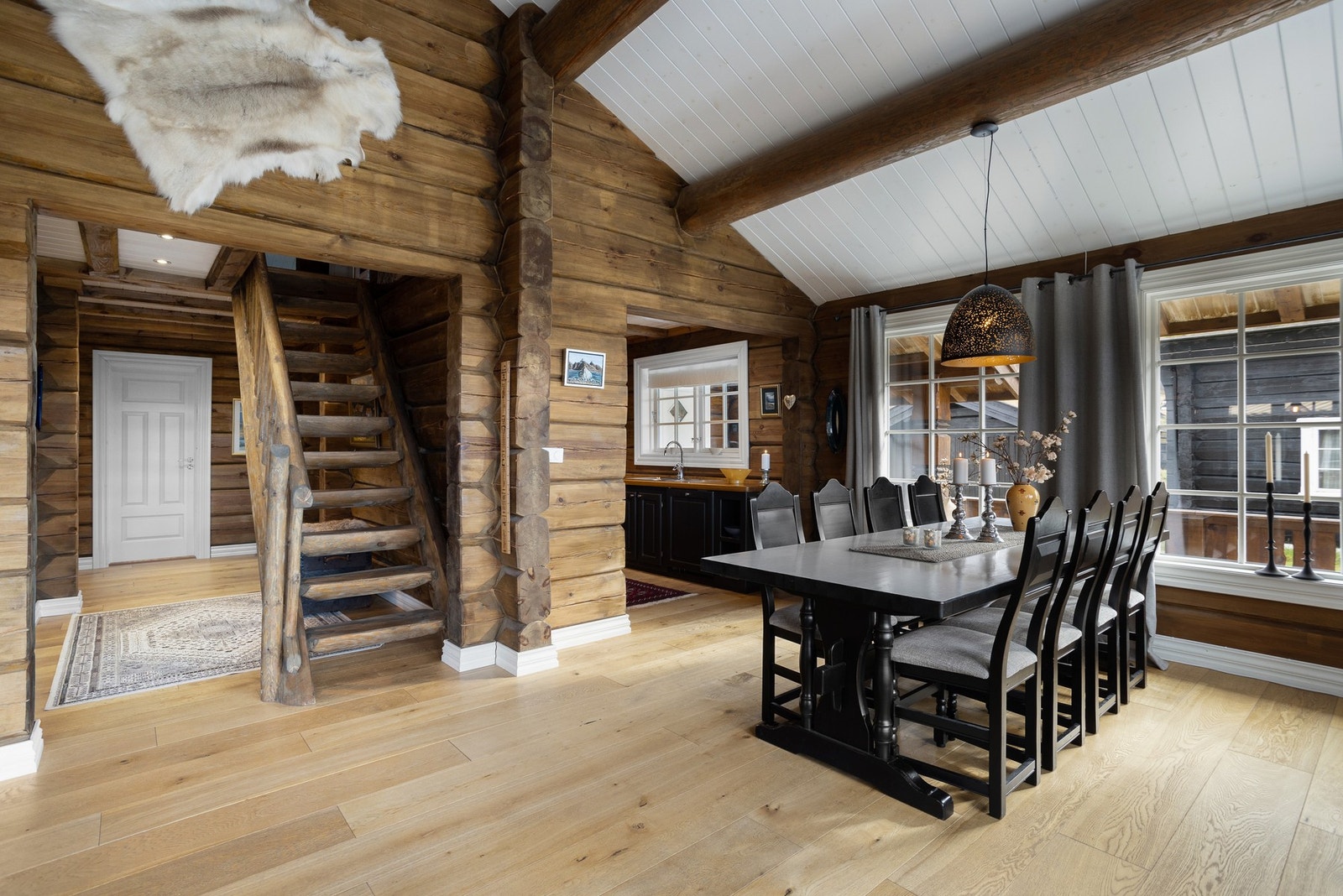 Legg merke til den flotte trappen Galleribilde