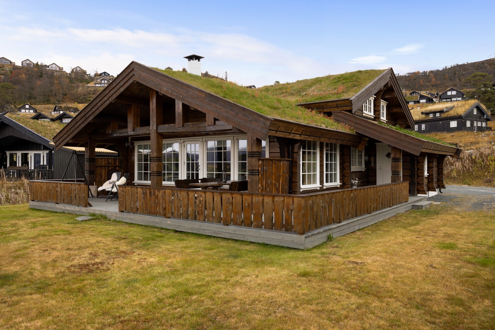 Denne hytteeiendommen er perfekt for familier som vil ha fasiliteter i nærheten, og samtidig ha mulighet til å nyte fjellnatur i nærområdet Galleribilde