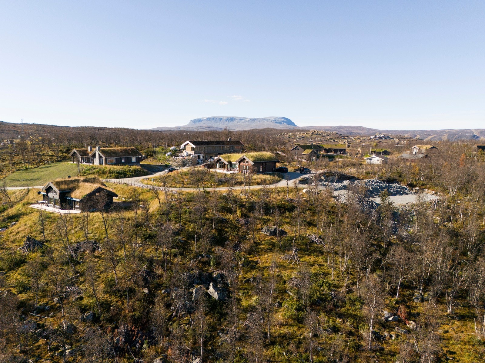 Tomten har flott utsikt og ypperlige solforhold på Solhovda / Kikut Galleribilde