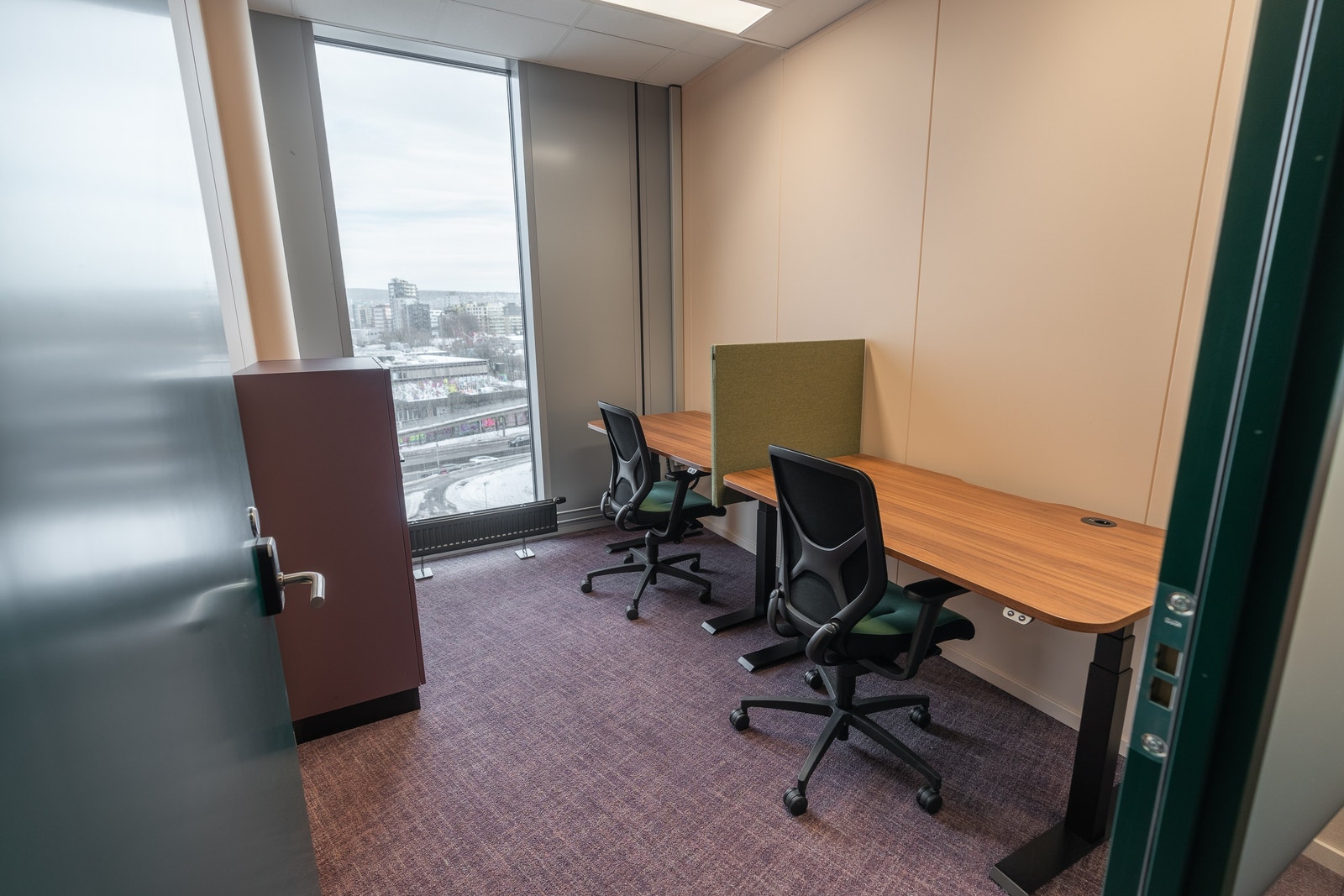 2mans kontor. Galleribilde