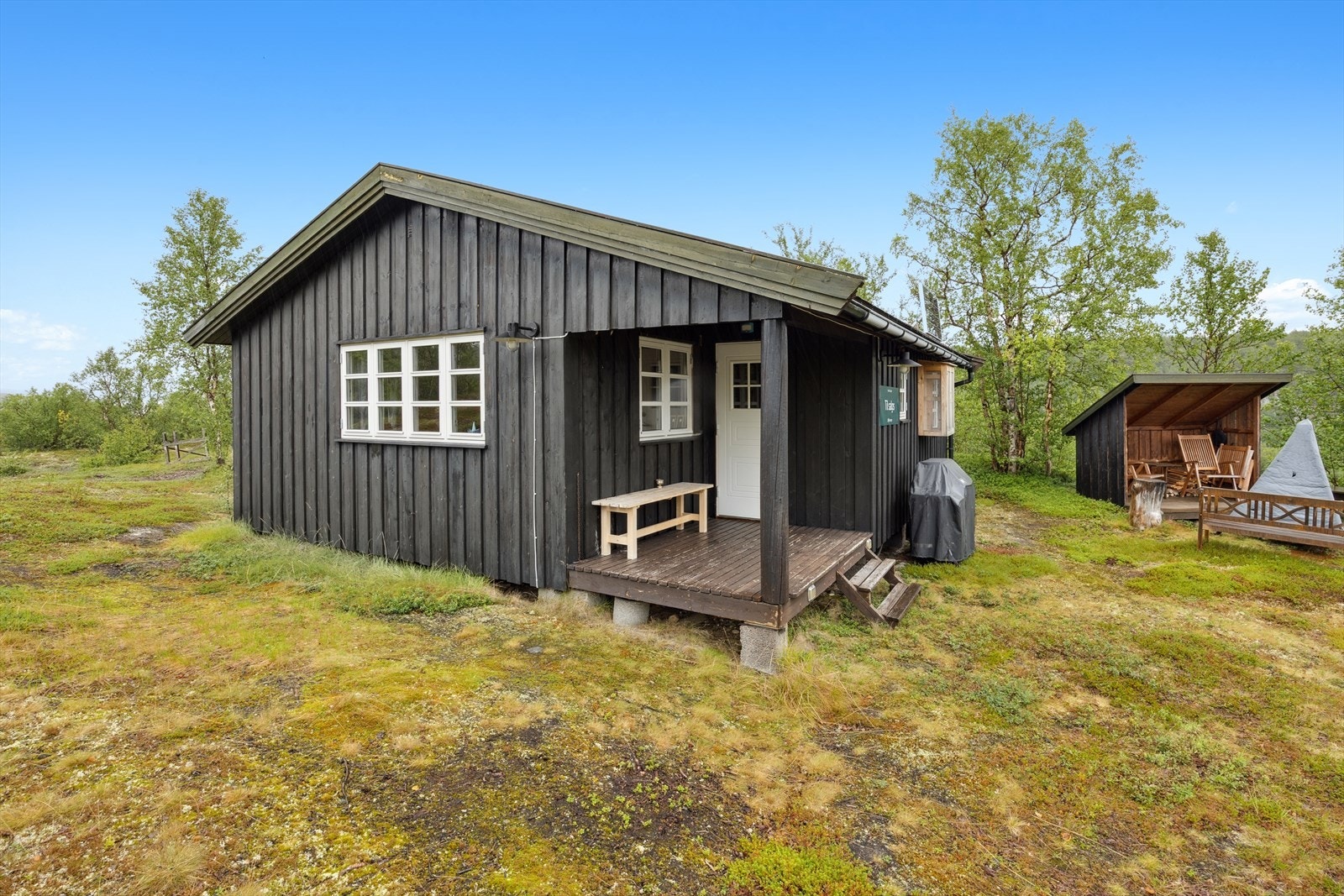 DNB eiendom v/ Johan Aslak Somby har gleden av å presentere denne flotte hytta på Habat! Galleribilde