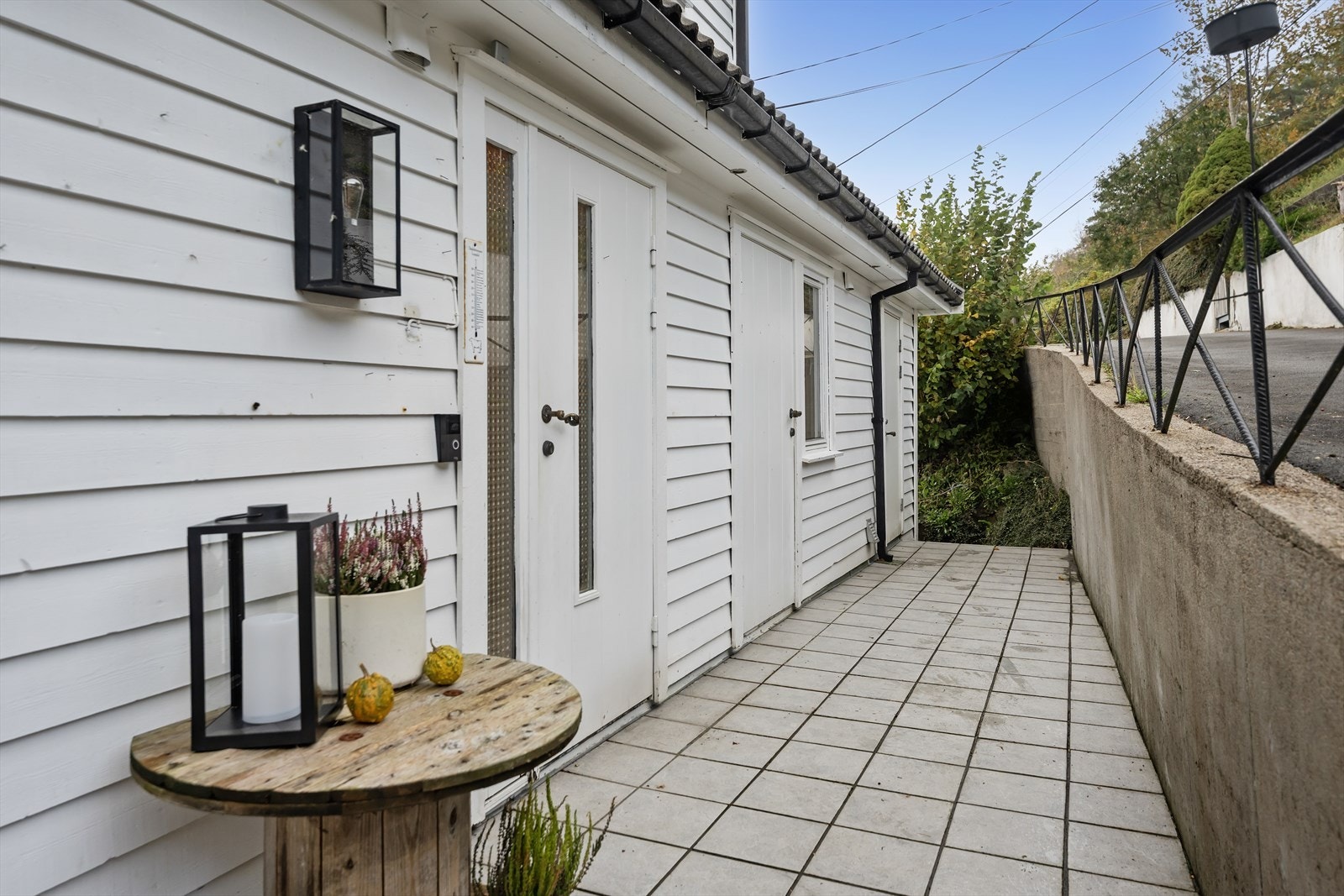 Inngangsparti. Galleribilde