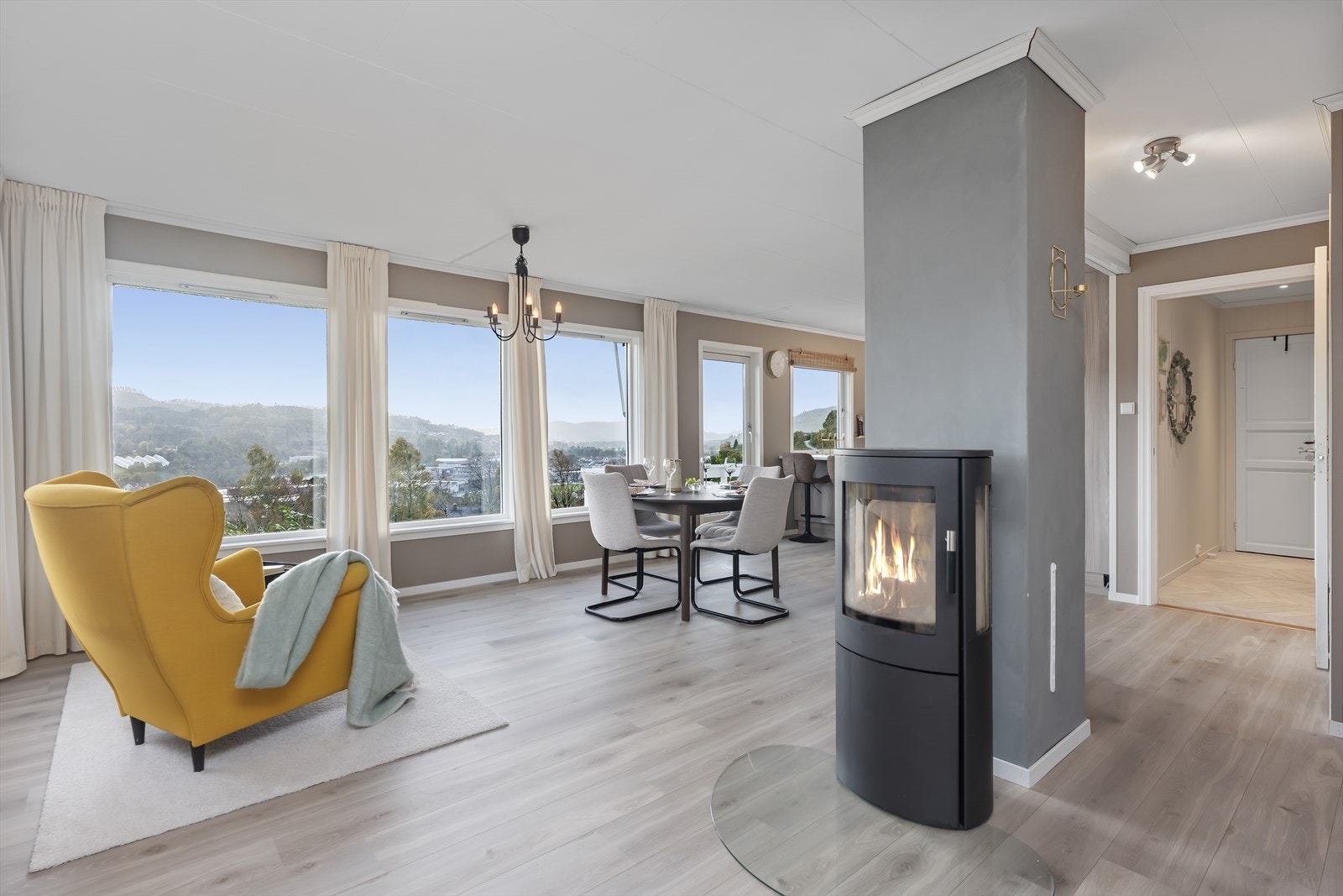 Aktiv Eiendomsmegling ønsker velkommen til Asalkleiva 7! Galleribilde