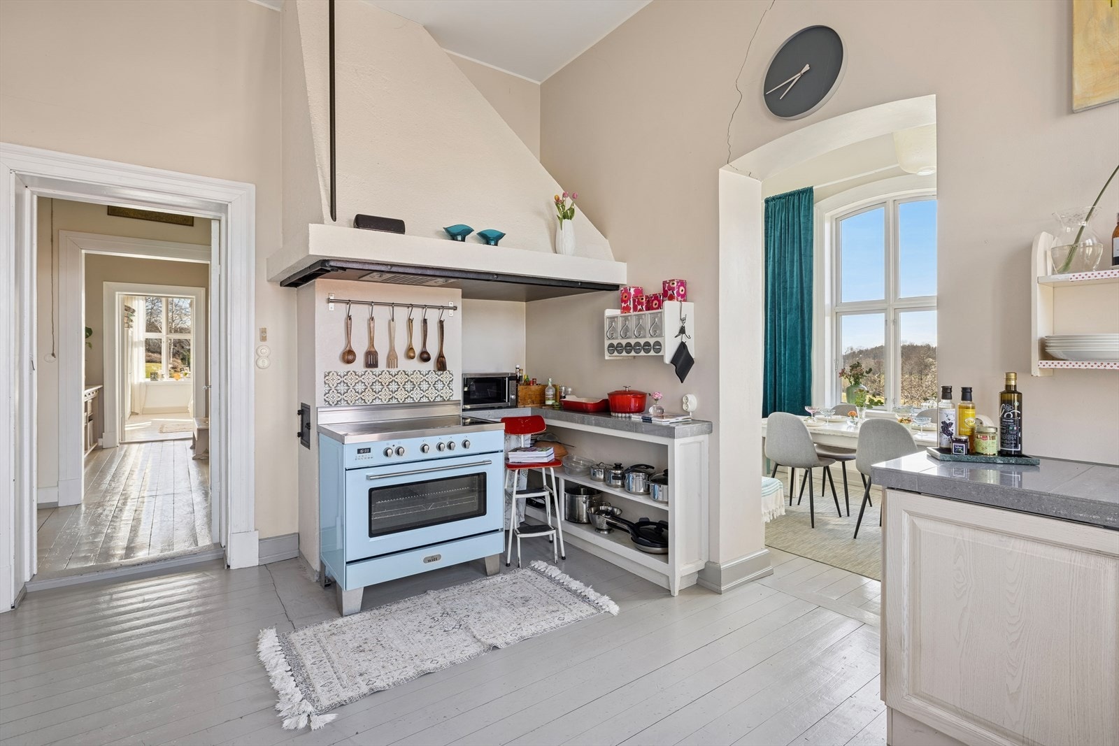 Selger har klart å bevare den gamle gruen. Restaureringen bærer preg av godt håndverk Galleribilde