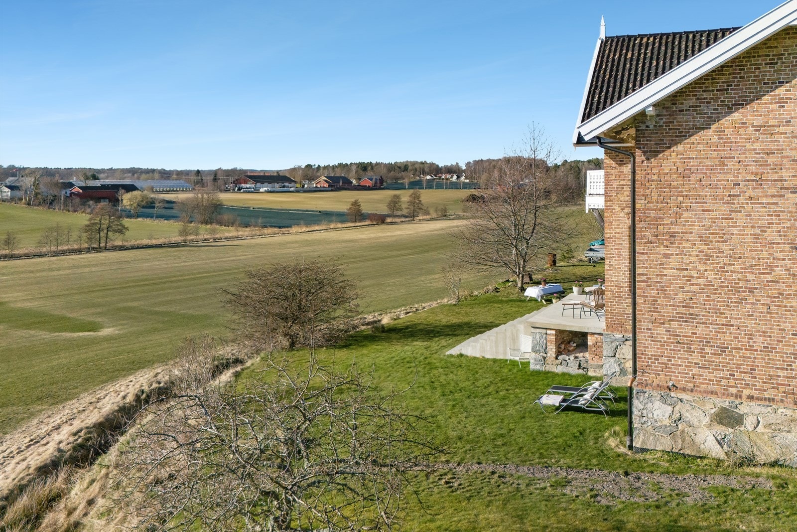 Rett rundt hjørnet finner du også Evje Golfpark, som tilbyr flotte golfopplevelser i naturskjønne omgivelser. Galleribilde