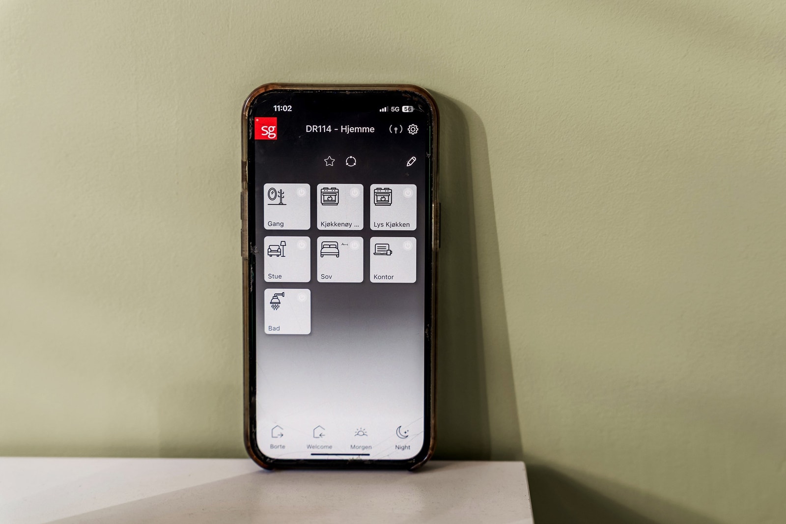 Smarthus system for styring av lys i boligen. Galleribilde