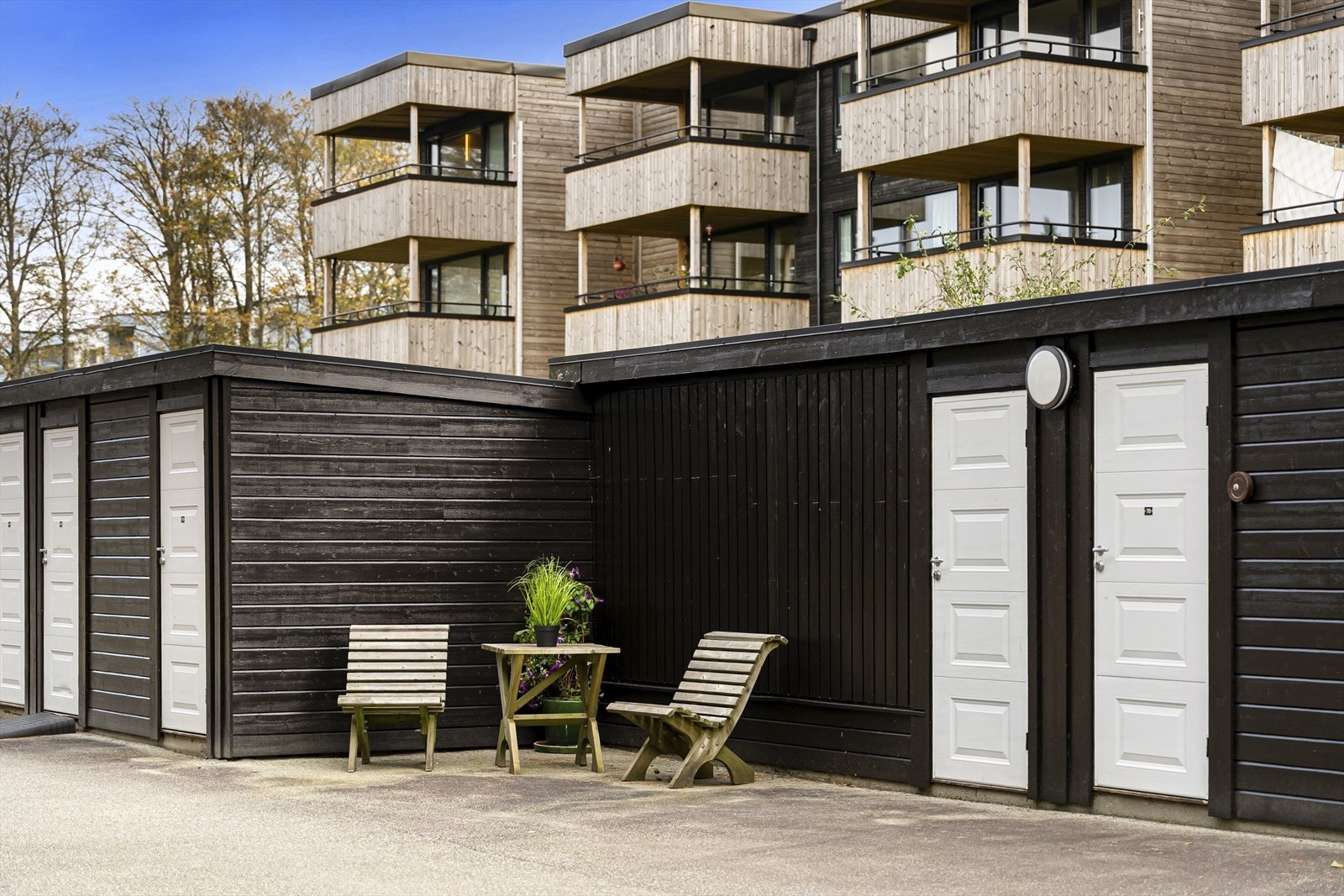 - Det følger en ekstern bod på 7 kvm like ved inngangsdøren - Galleribilde