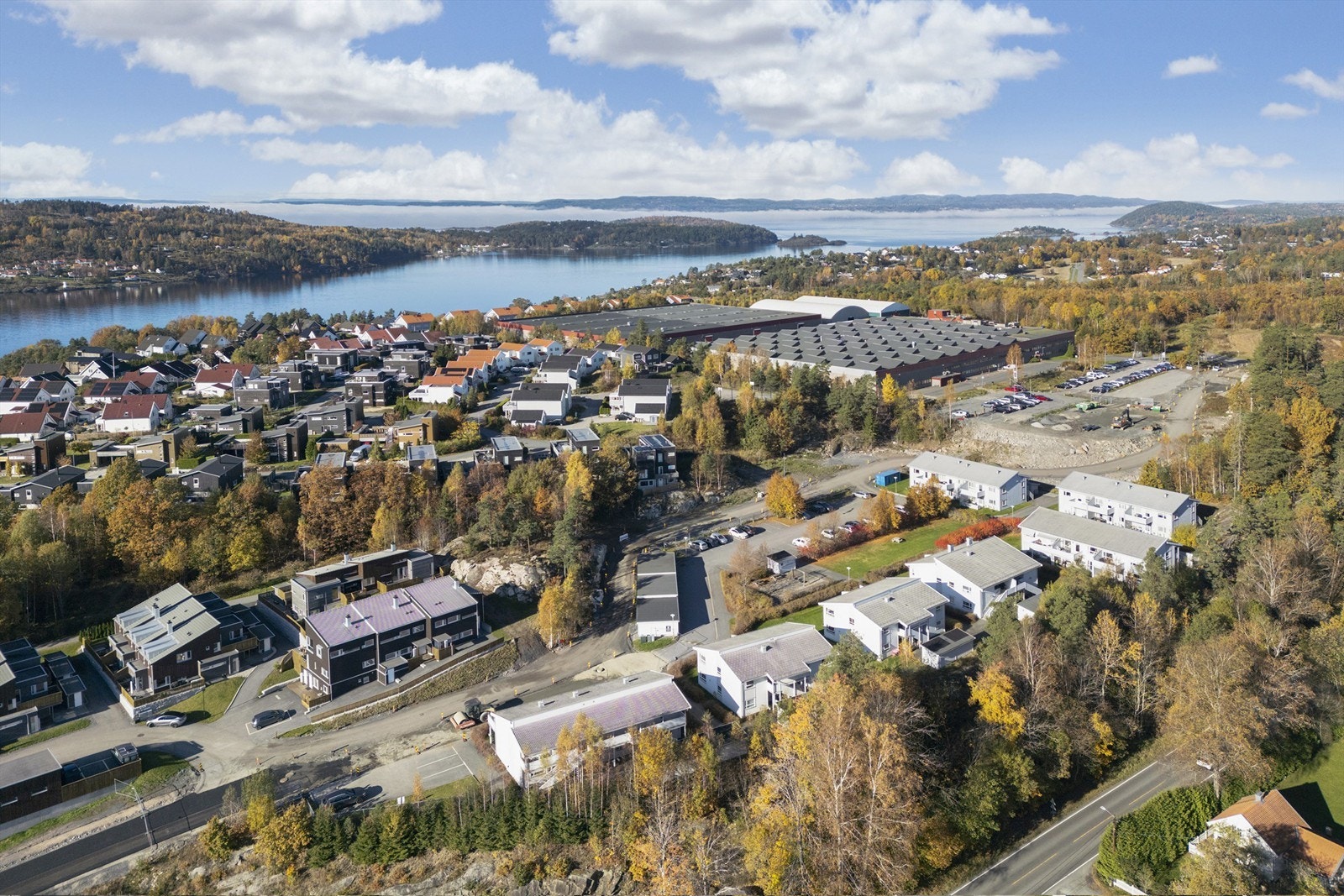 Leiligheten ligger idyllisk til på Sjøhagen, i Moss kommune nær Son Galleribilde