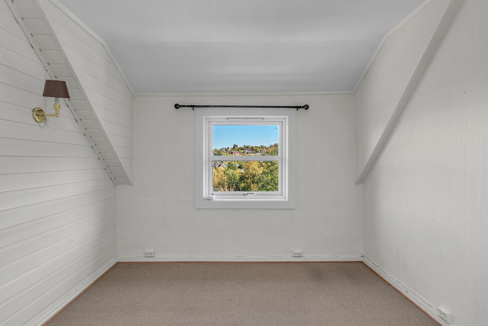 Disponibelt Galleribilde