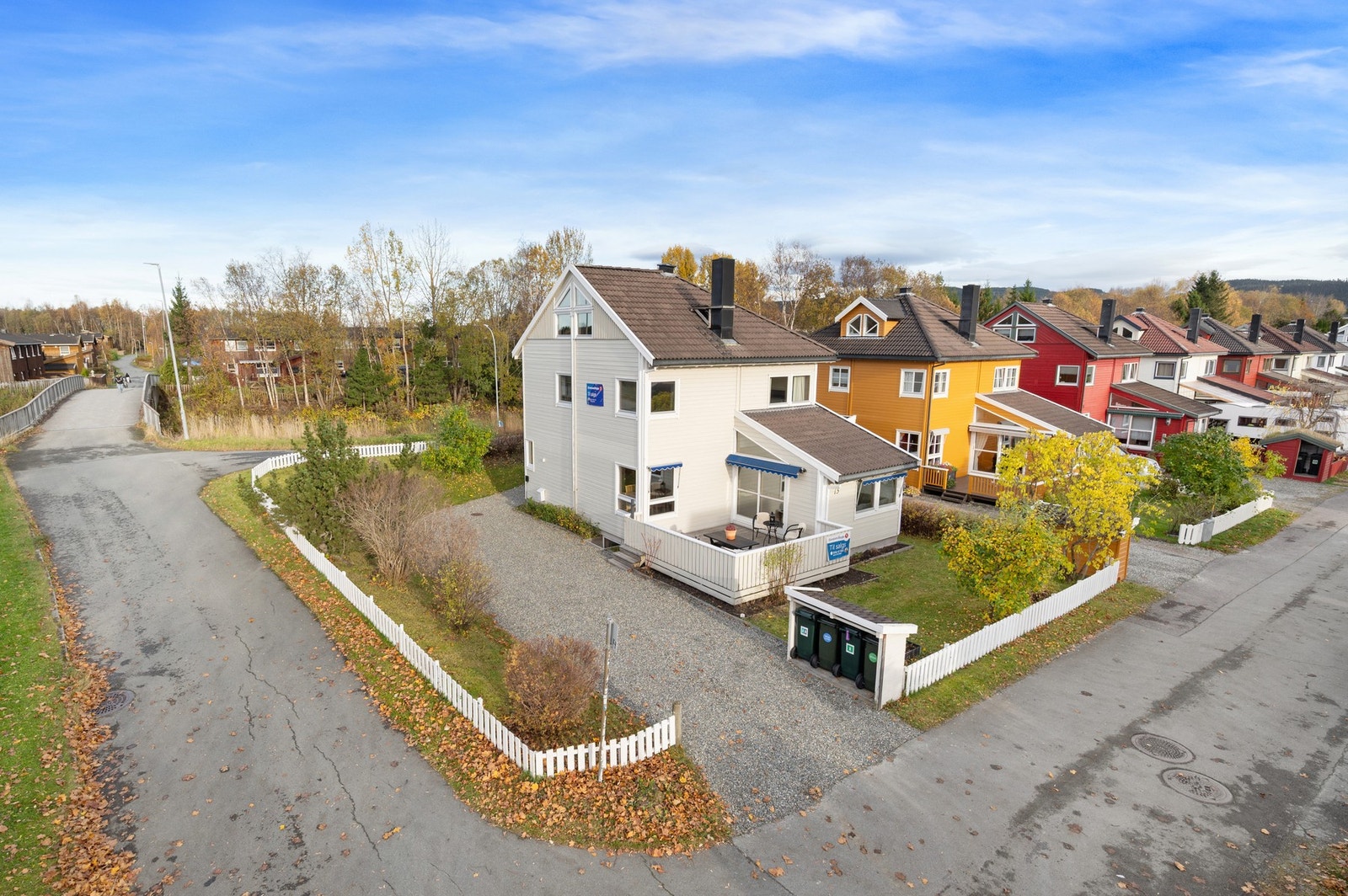En svært innholdsrik og velholdt enebolig på Tiller. Galleribilde