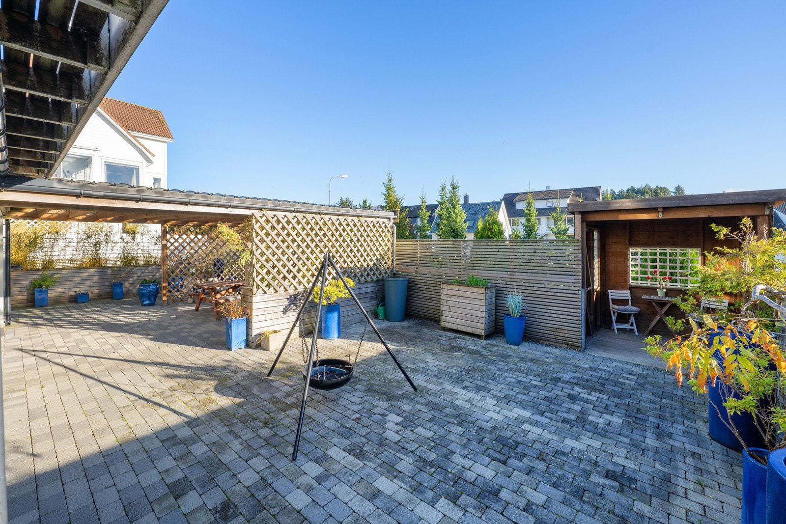 Det er også en hyggelig liten hagestue hvor man kan kose seg. (ikke søkt om) Galleribilde