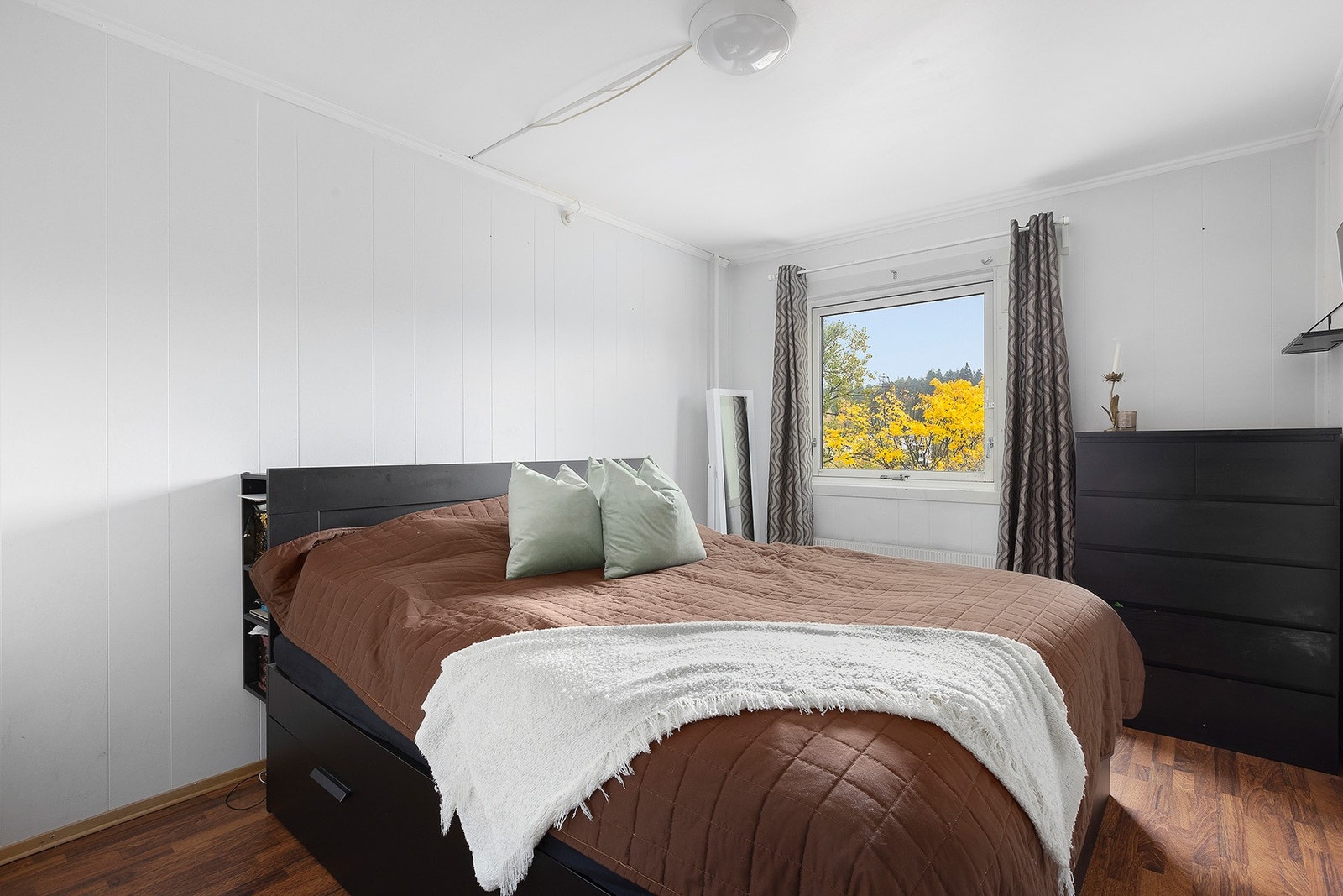 Boligen har to gode soverom Galleribilde