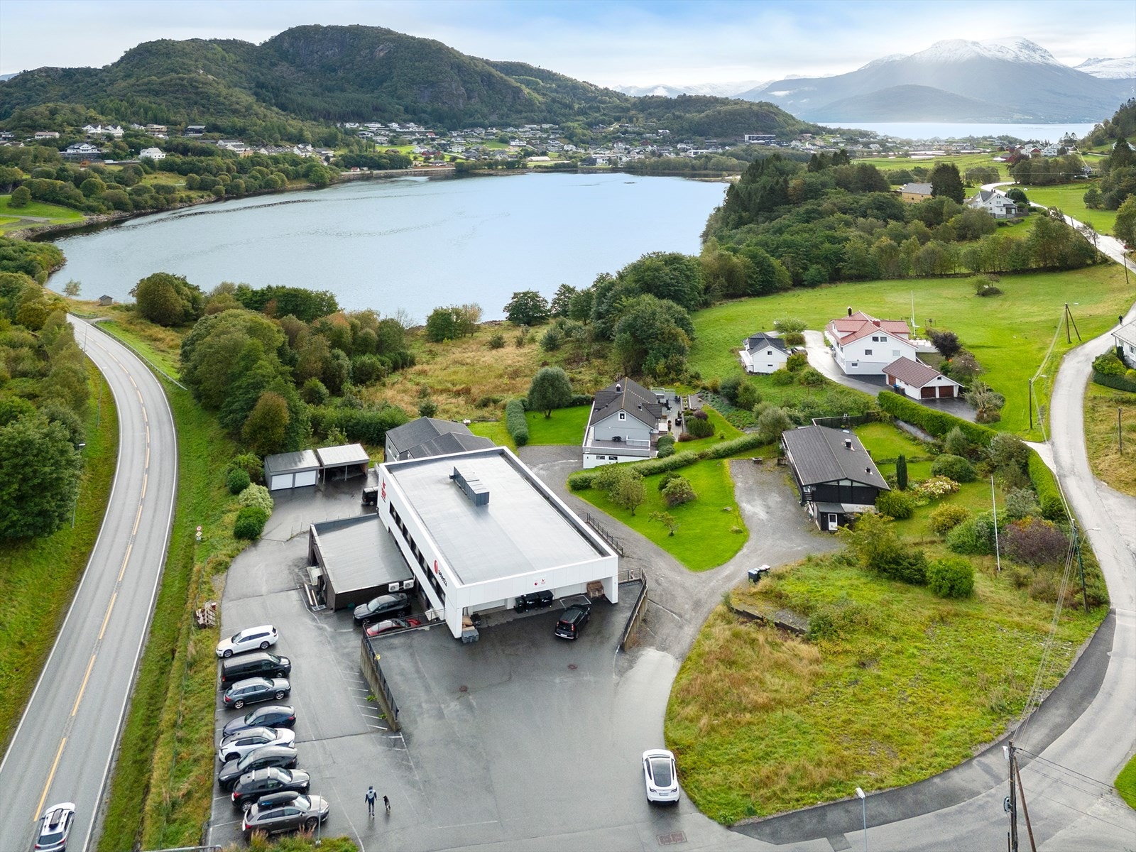 I henhold til kommuneplanens arealdel, med ikrafttredelsesdato 30.04.2015, så ligger eiendommen i et område avsatt til boligbebyggelse - fremtidig. Galleribilde