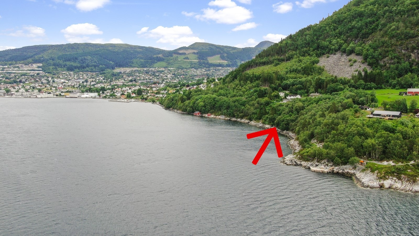 Tomteområde mot sentrum Galleribilde