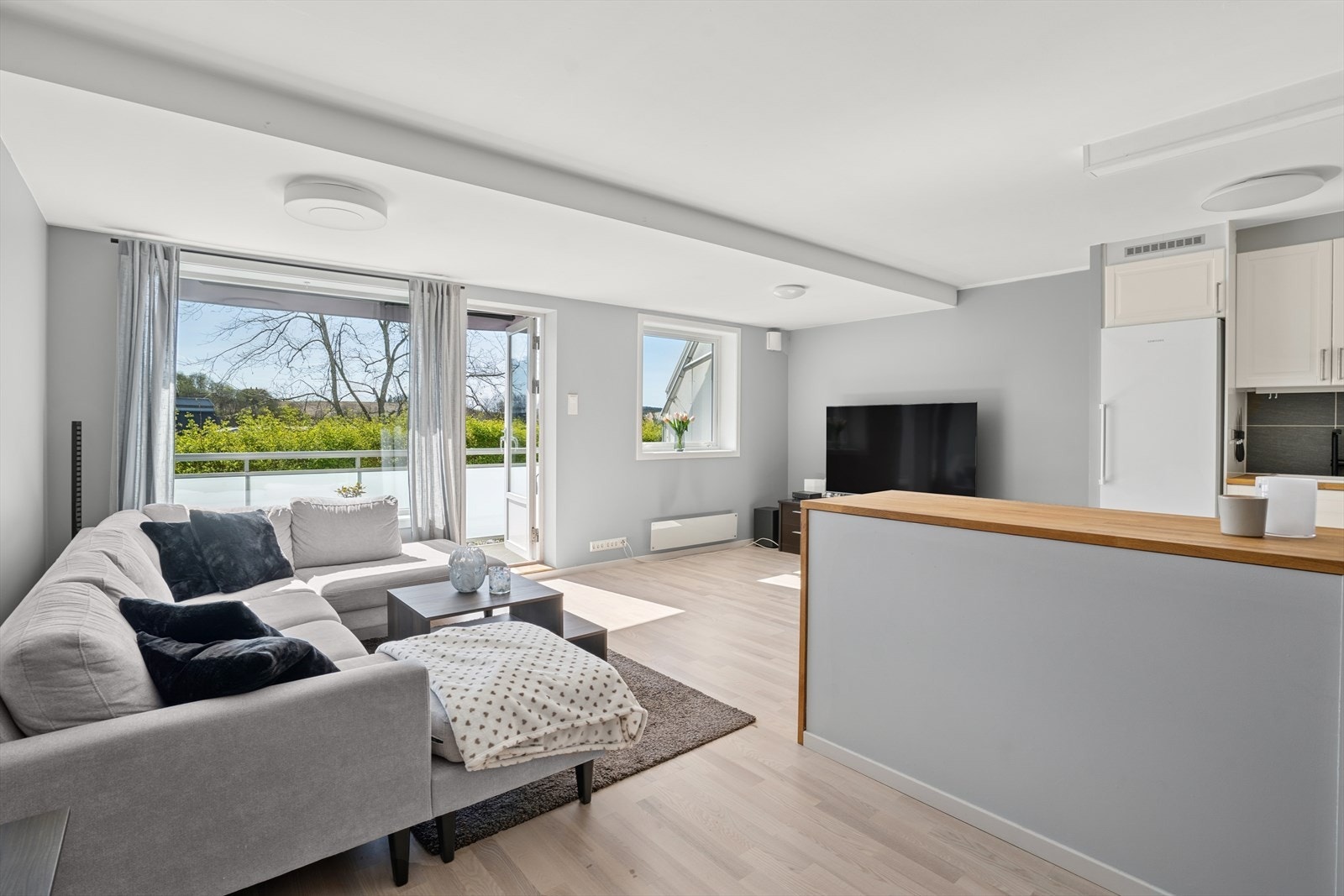 Åpen stue/kjøkken løsning Galleribilde