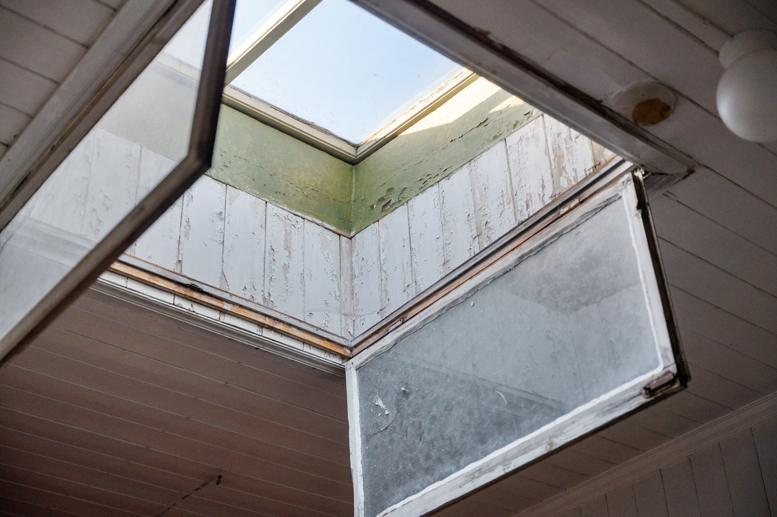 Lyssjakt på loftet/kjøkken på loftet. Galleribilde