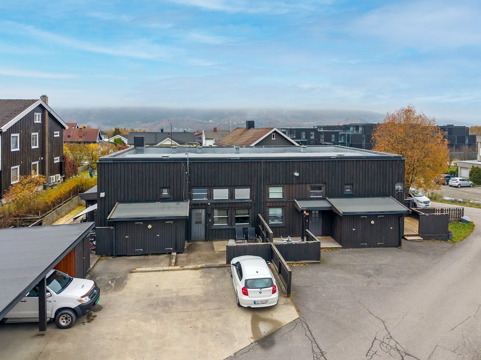 Sameiet Solheimsvegen 3 - bestående av 6 leiligheter og en næringsseksjon. Galleribilde