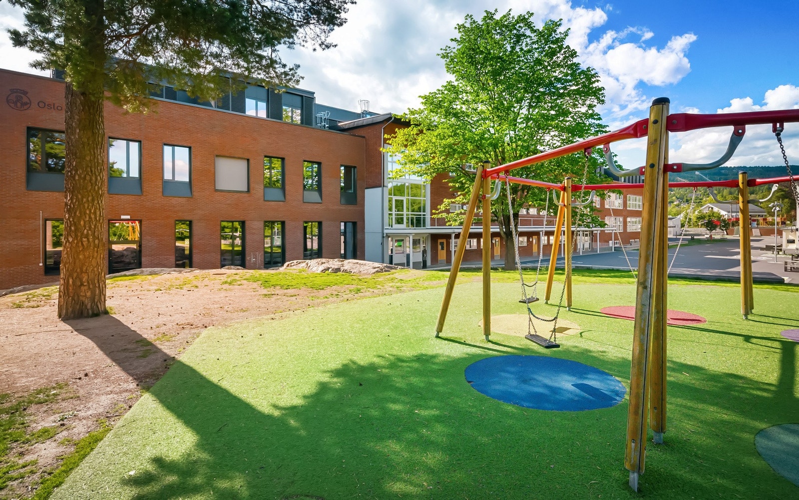 3 minutters gang til Slemdal barneskole. Galleribilde