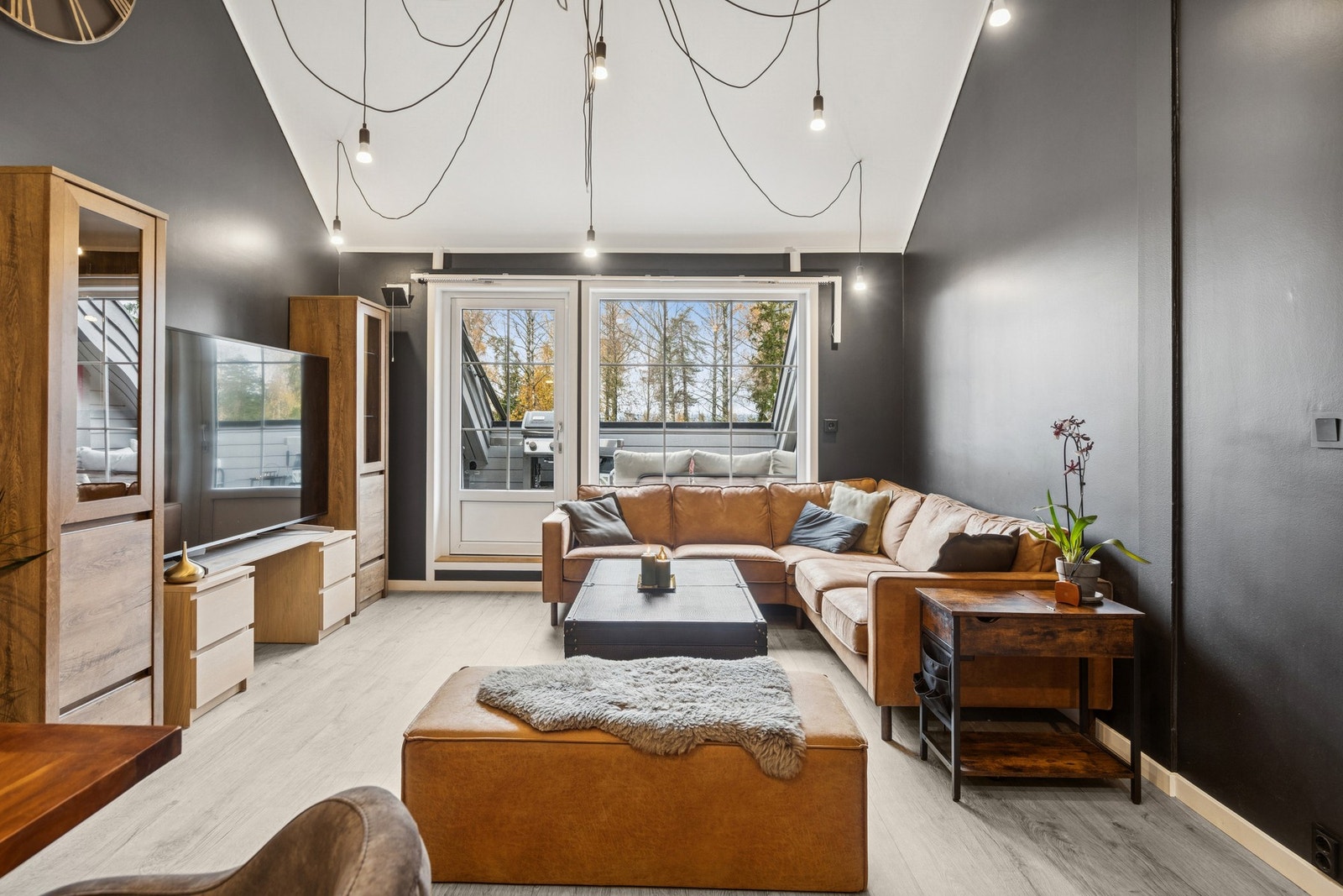 EIE Jessheim v/ Emma Toussi har gleden av å presentere Paradevegen 2! Foto av Bjørn Sørheim (EFKT). Galleribilde