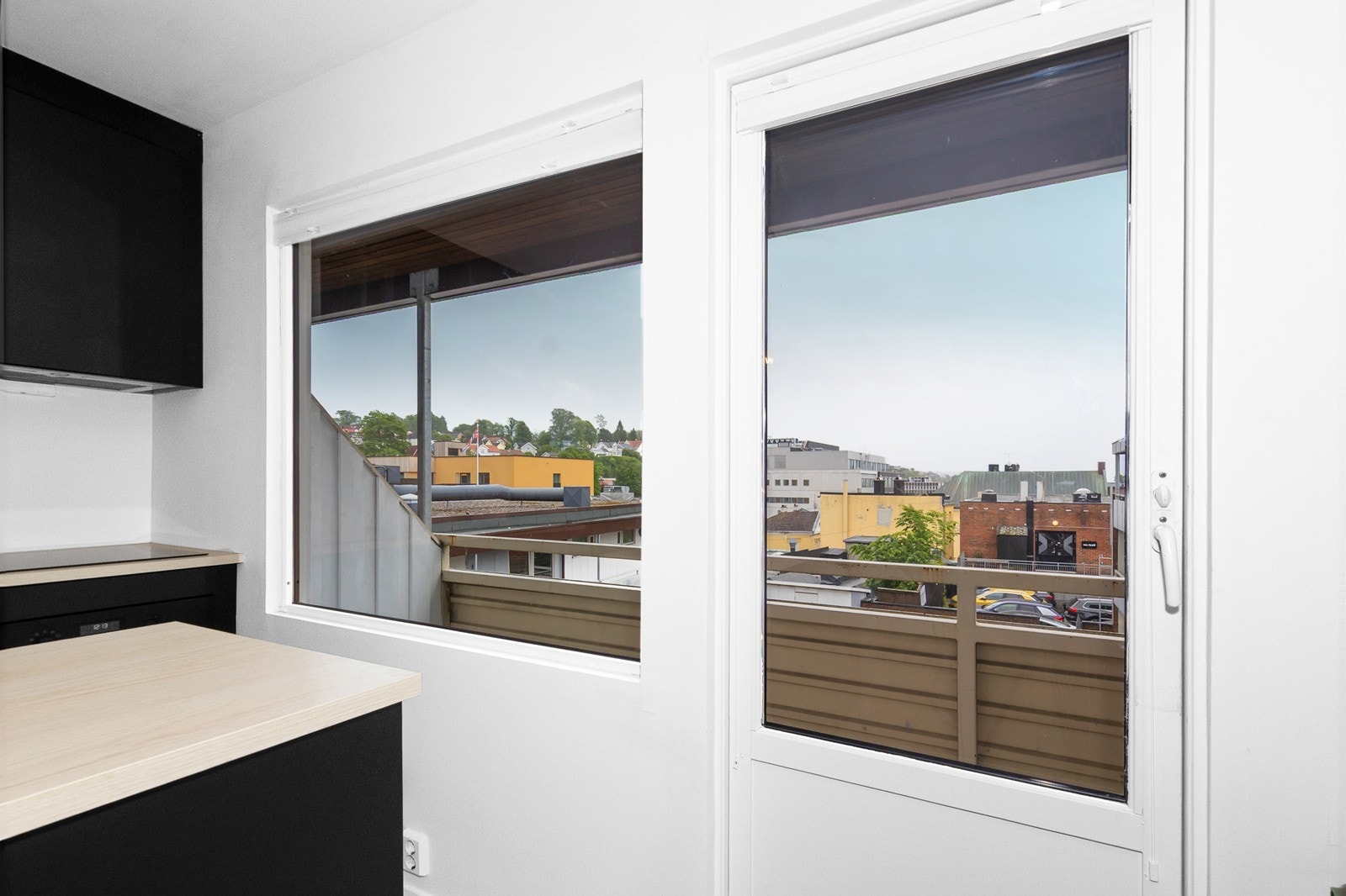 Utsikten fra kjøkkenet Galleribilde