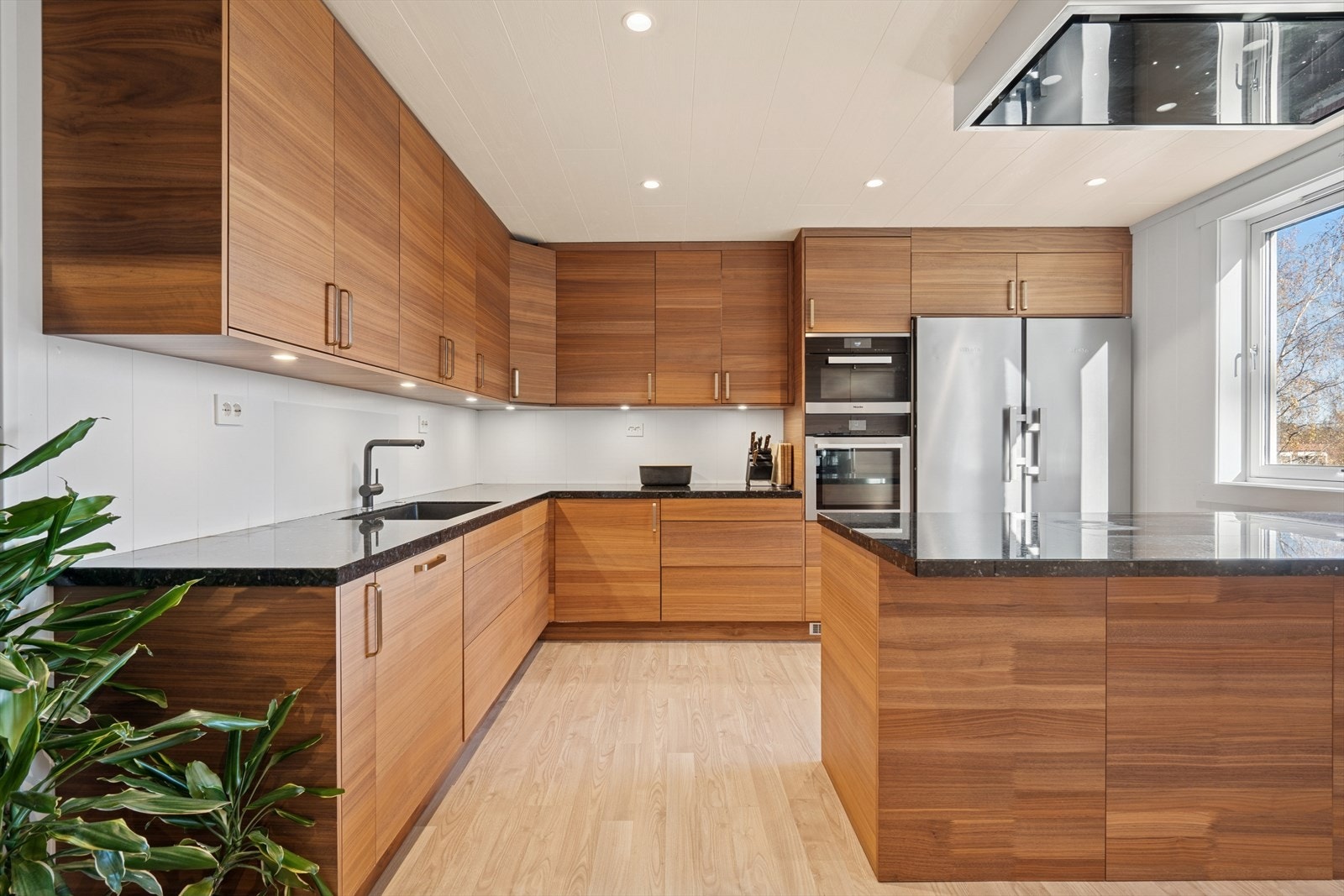 Maria Kleppe Nordstoga v/DNB Eiendom har gleden av å presentere Henrik Sørensens vei 40! Galleribilde