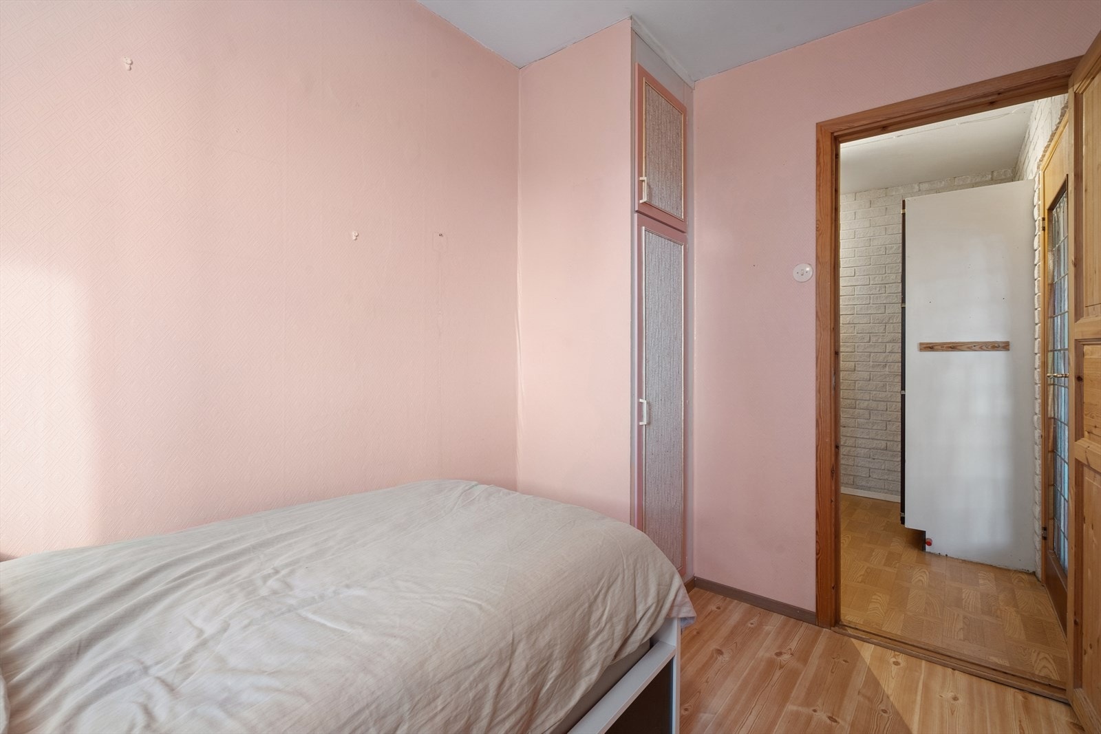 Alle rommene er malt i lyse farger som gjør det enkelt å innrede etter eget ønske. Galleribilde