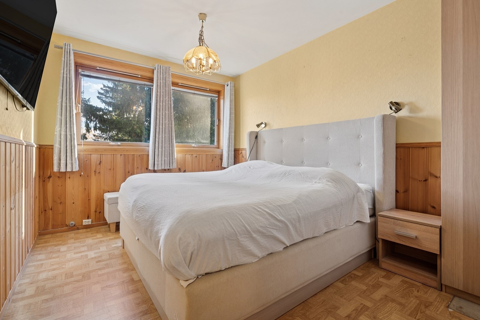 Alle soverommene vender ut mot rolige omgivelser. Galleribilde