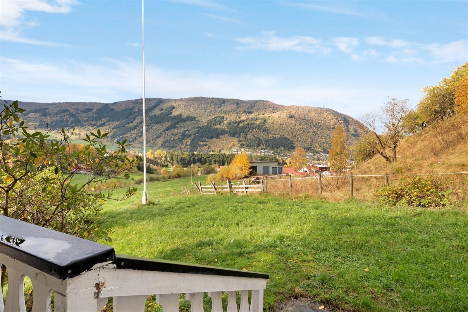 Her kan ein nyte flott utsikt og svært gode solforhold. Galleribilde