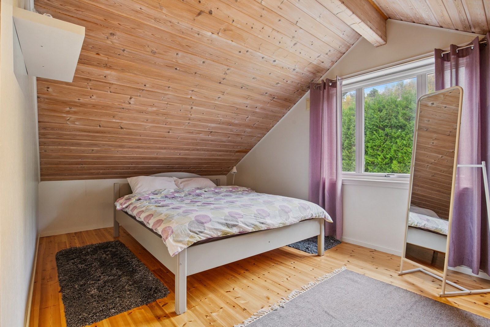 Ett av 6 soverom Galleribilde