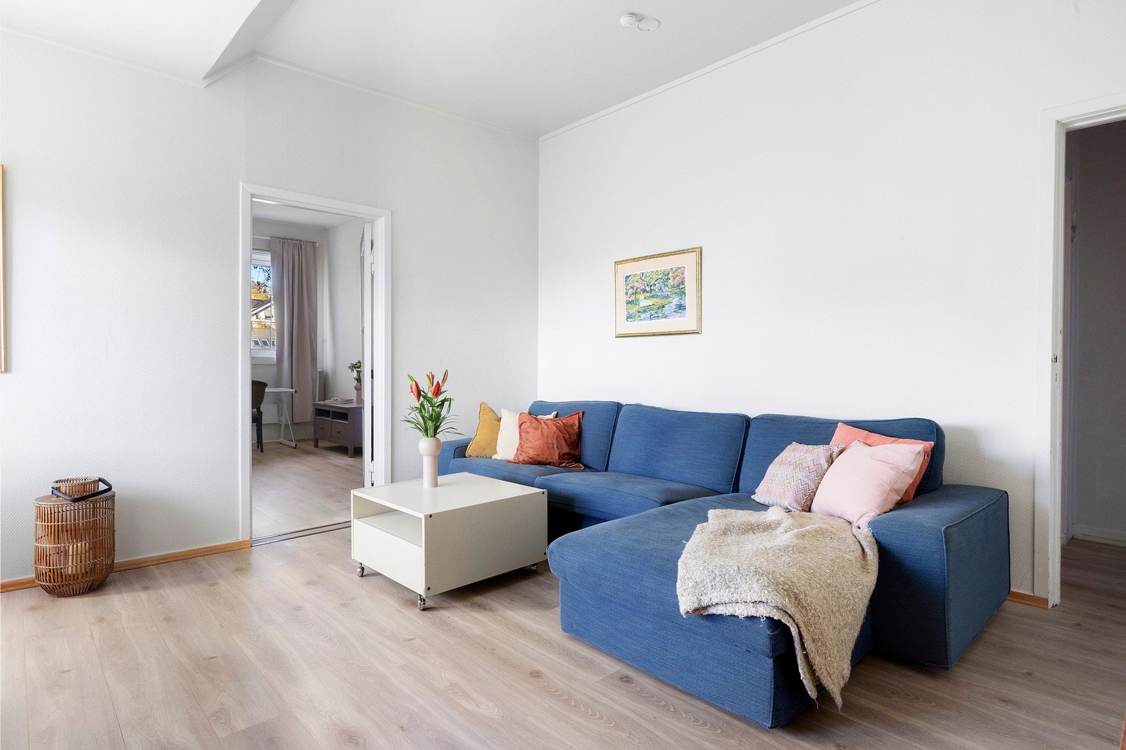 God plass til sittegruppe Galleribilde